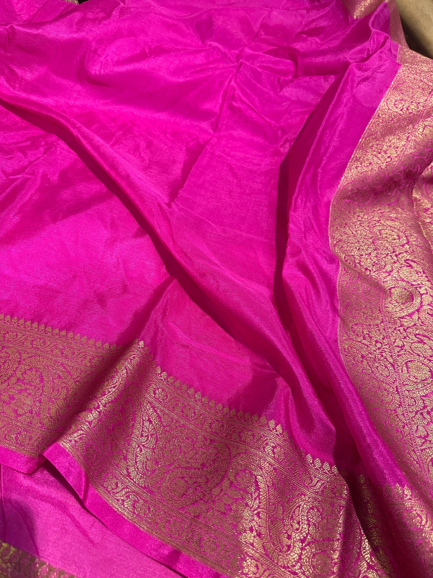 Beautiful Rani Pink Bridal Warm Silk Banarasi Saree