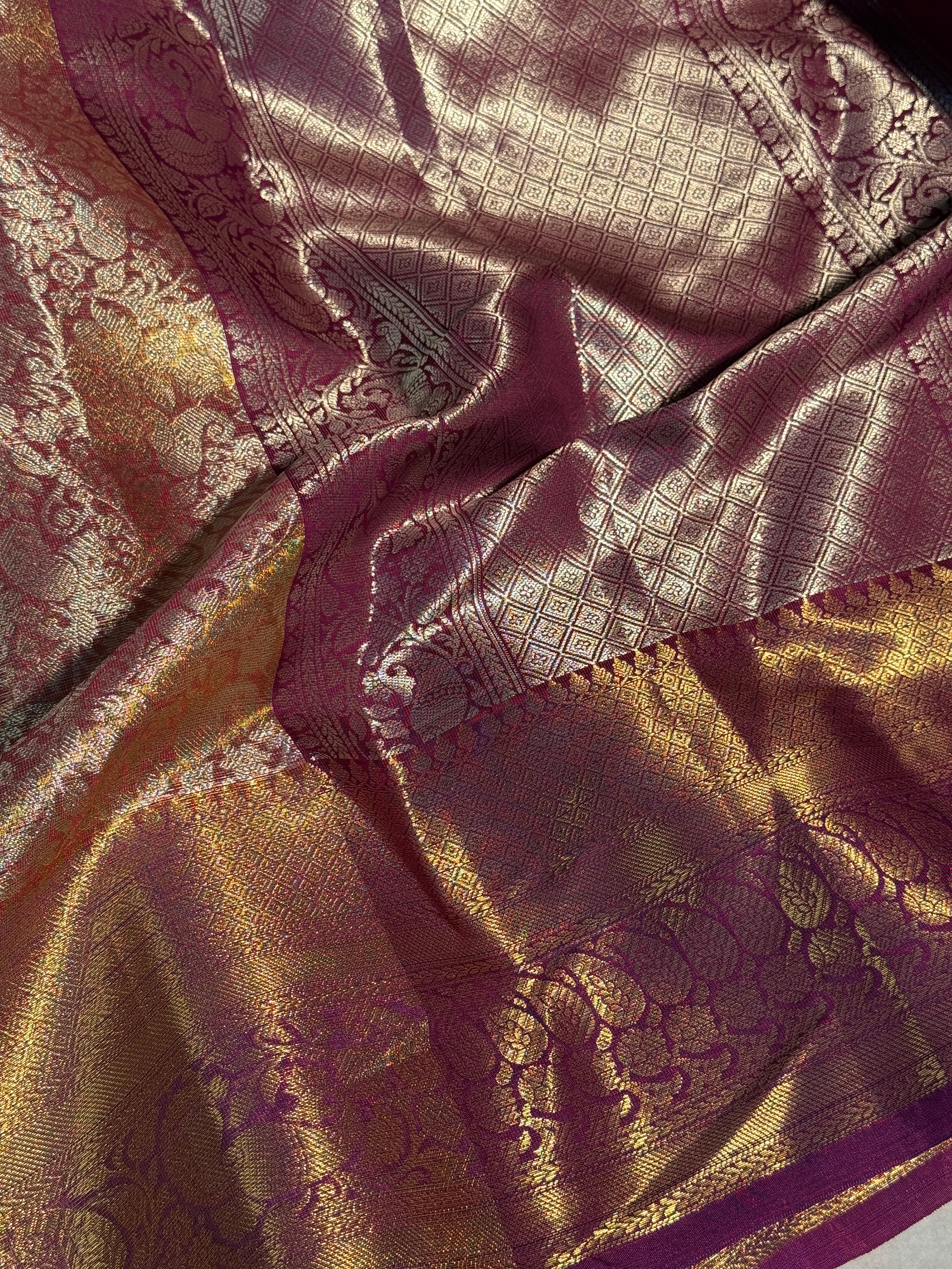 Dual Shaded Premium Kanjeevaram Tissue Silk Banarasi Saree