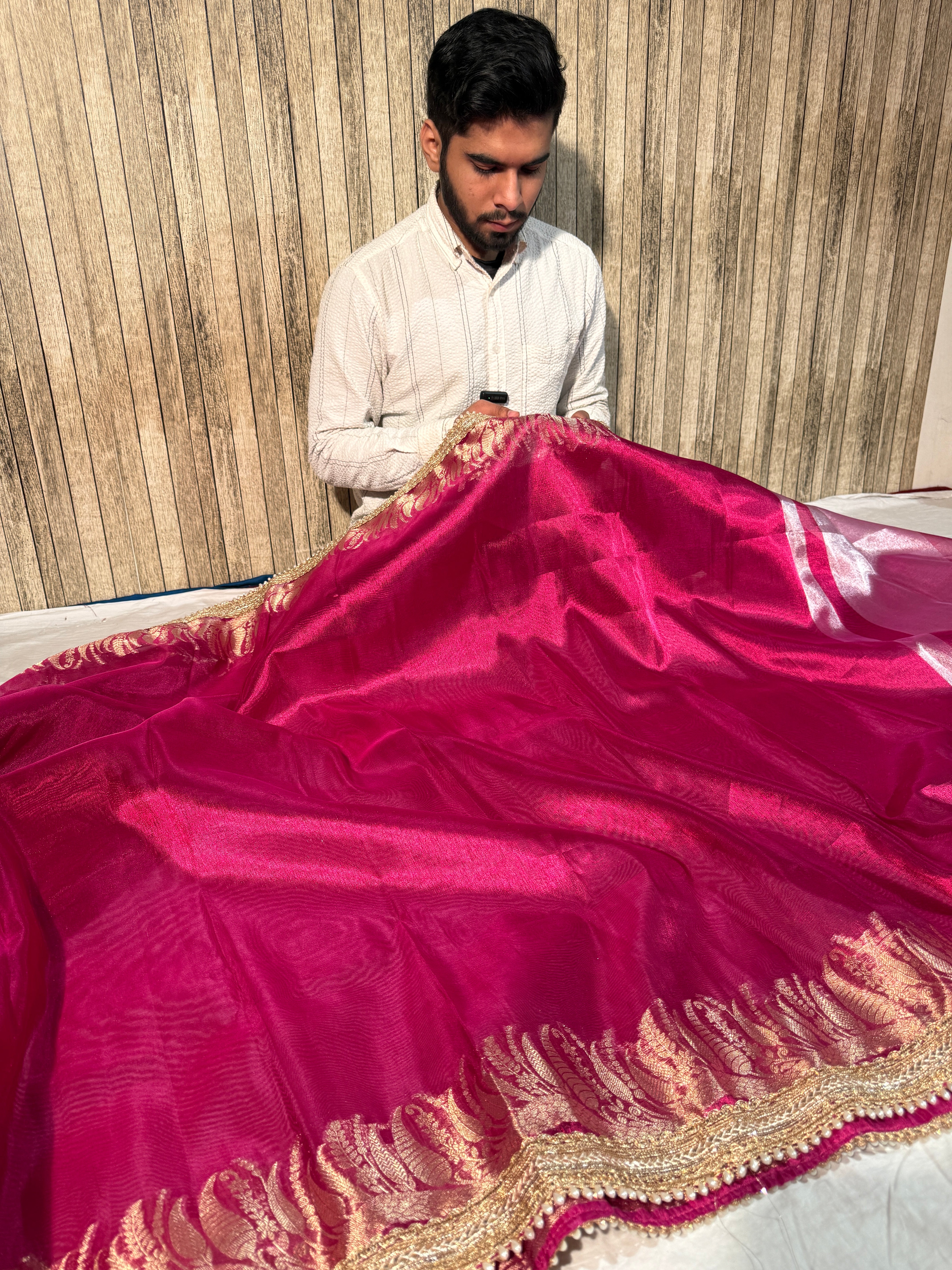 Metallic Rani Pink Premium Tissue Silk Moti Lace Attached Banarasi Saree