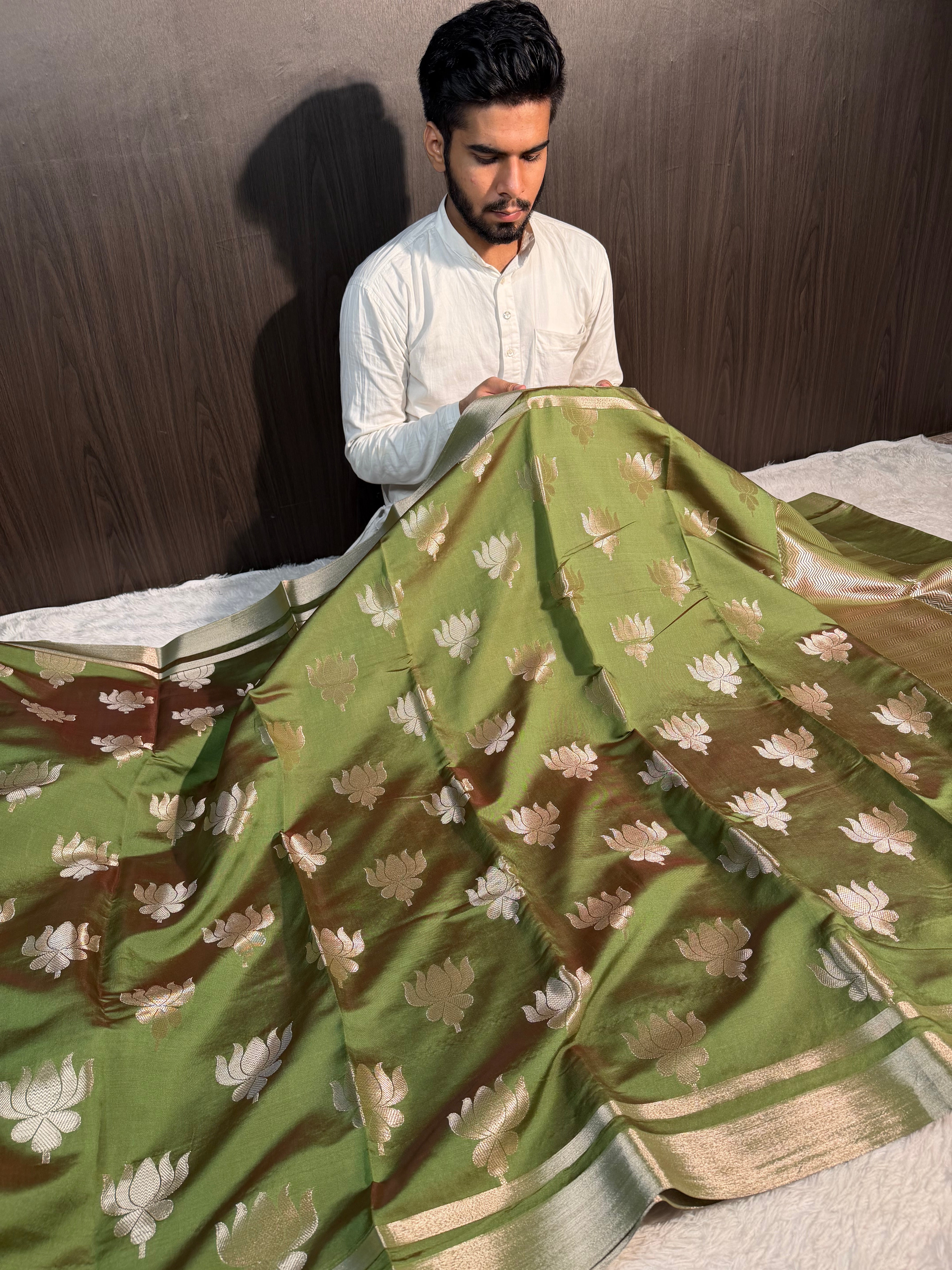 Mehendi Green Premium Soft Katan Silk Banarasi Saree with Lotus Buta Weave