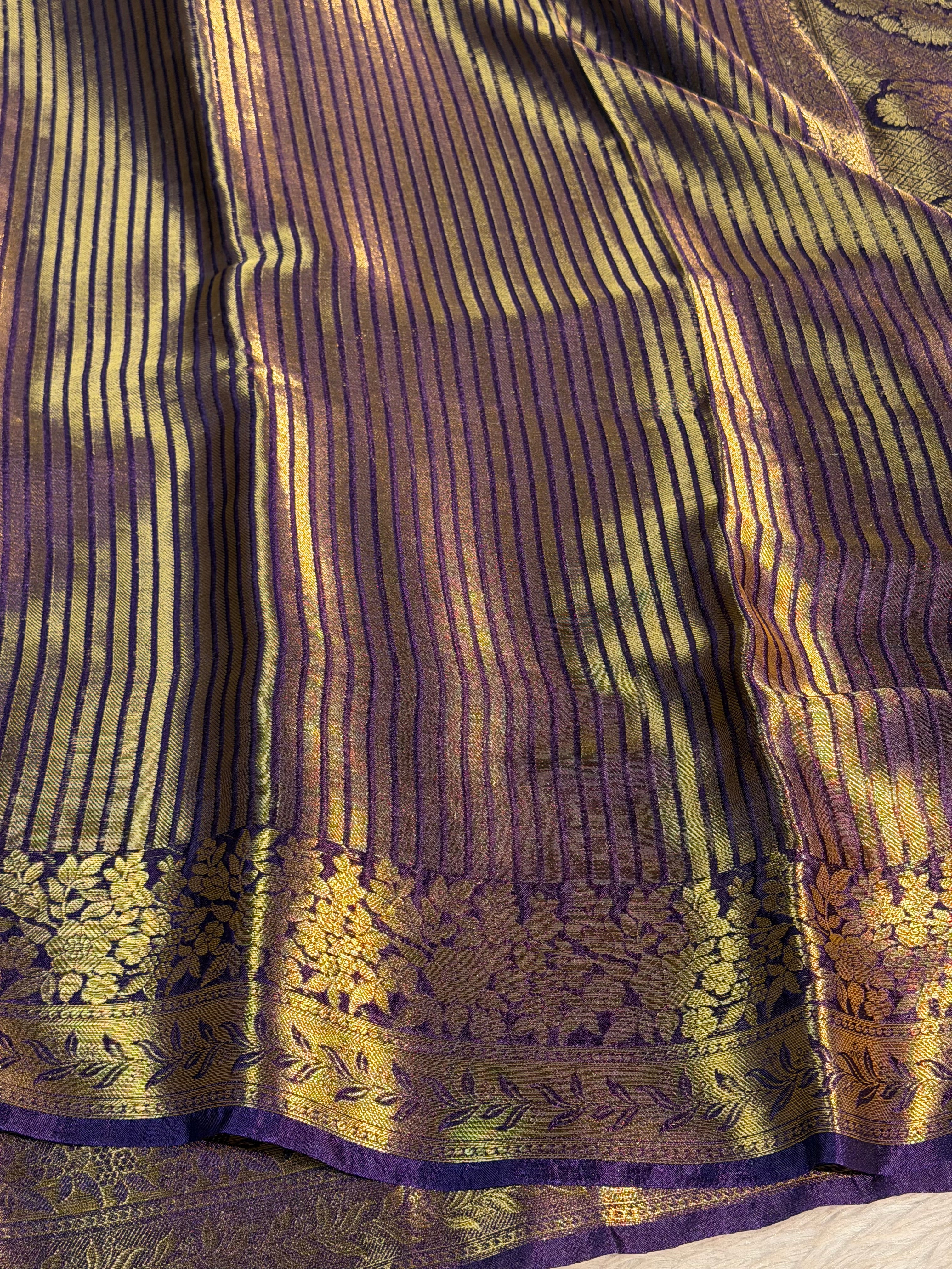 Navy Blue Premium Breathable Kanjeevaram Tissue Silk Banarasi Saree
