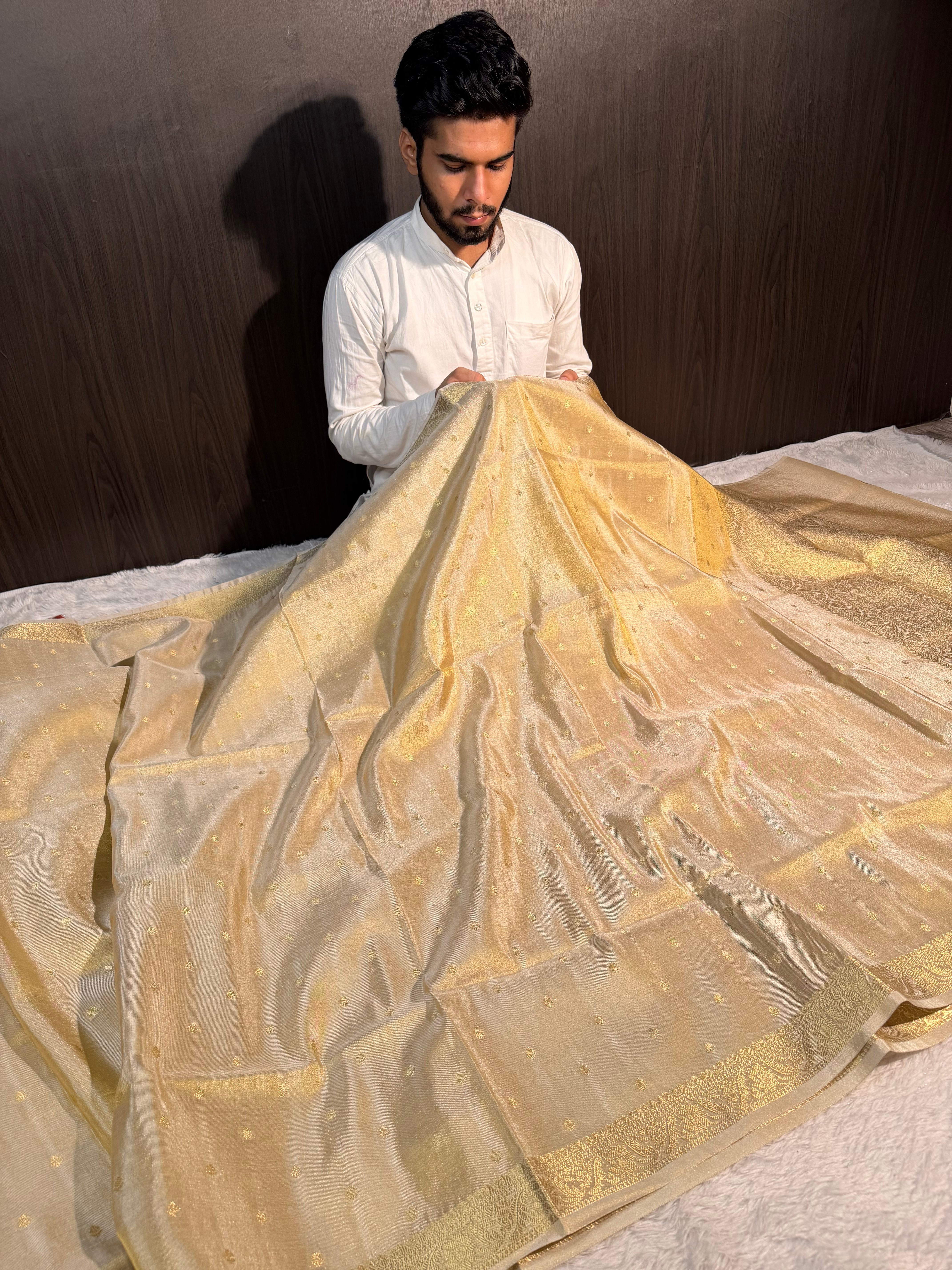 Rare Ivory Premium Breathable Katan Tissue Silk Banarasi Saree