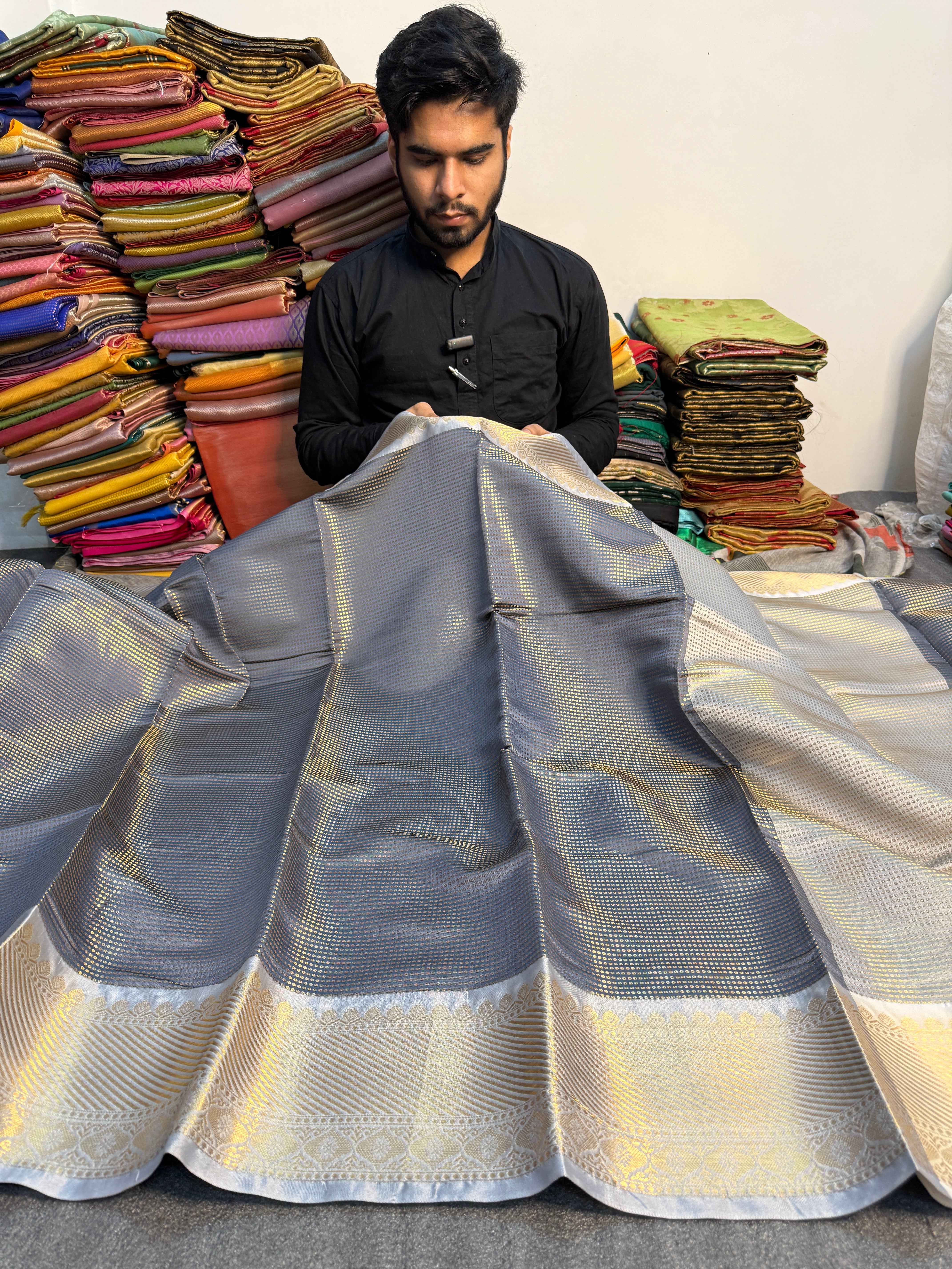 Premium Traditional Zari Woven Soft Tissue Silk Banarasi Saree