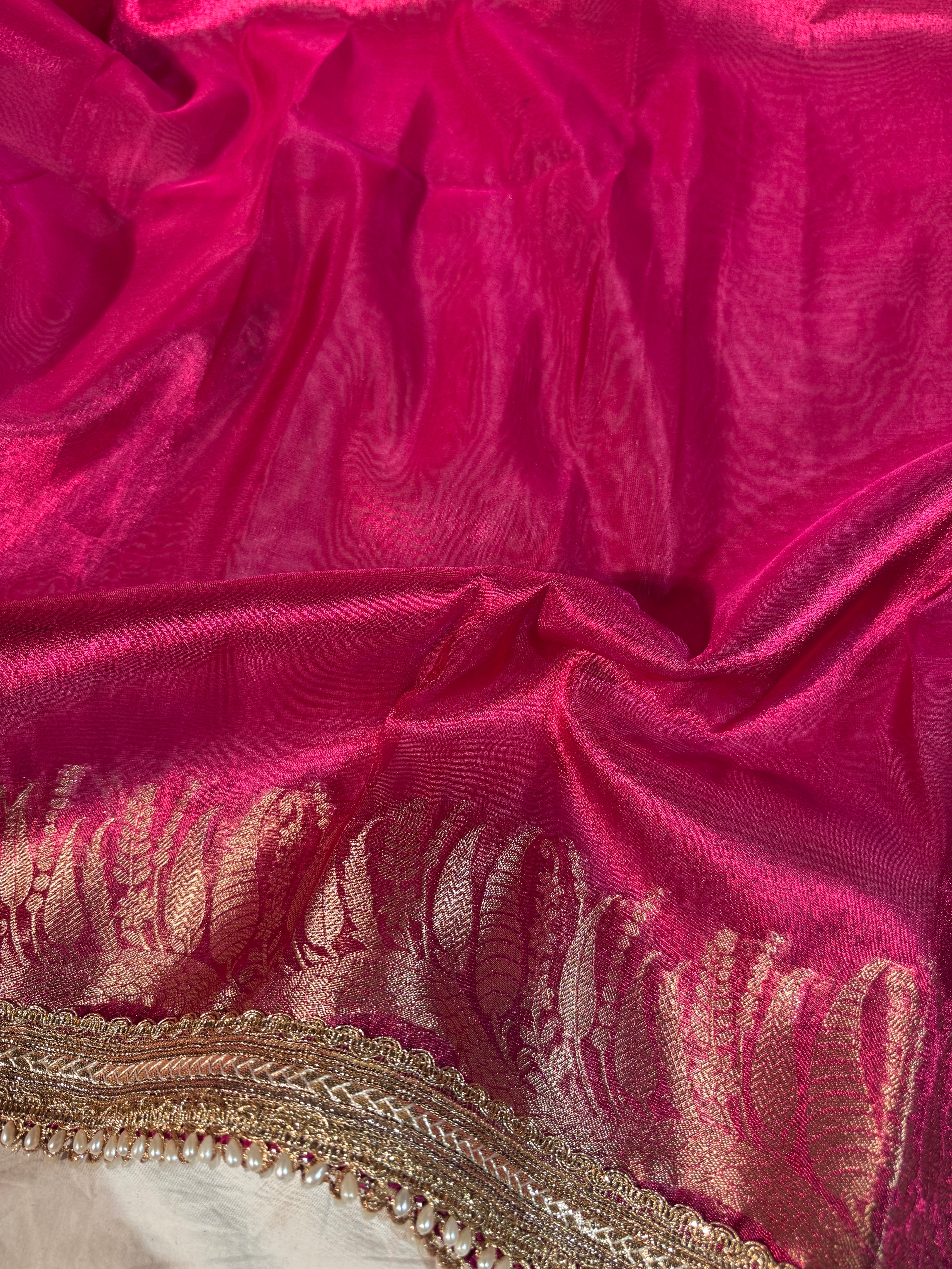 Metallic Rani Pink Premium Tissue Silk Moti Lace Attached Banarasi Saree