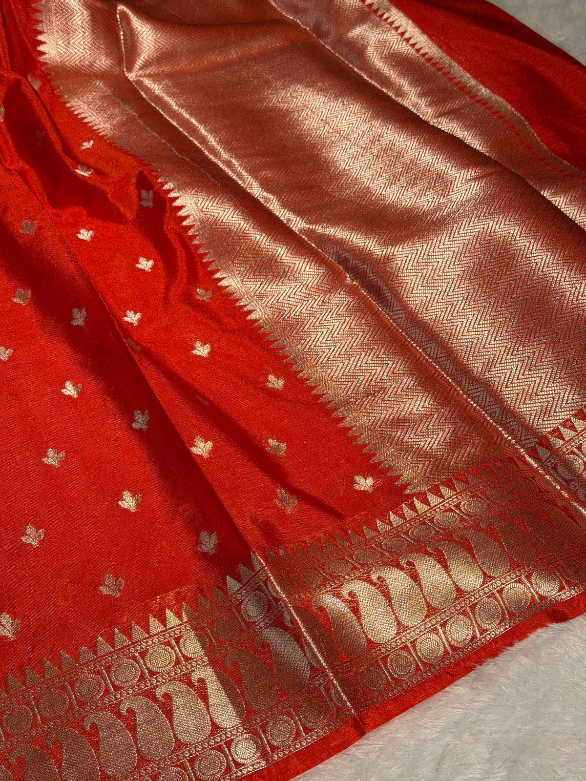 Rust Orange Premium Chiniya Silk Zari Buti Weave Banarasi Saree