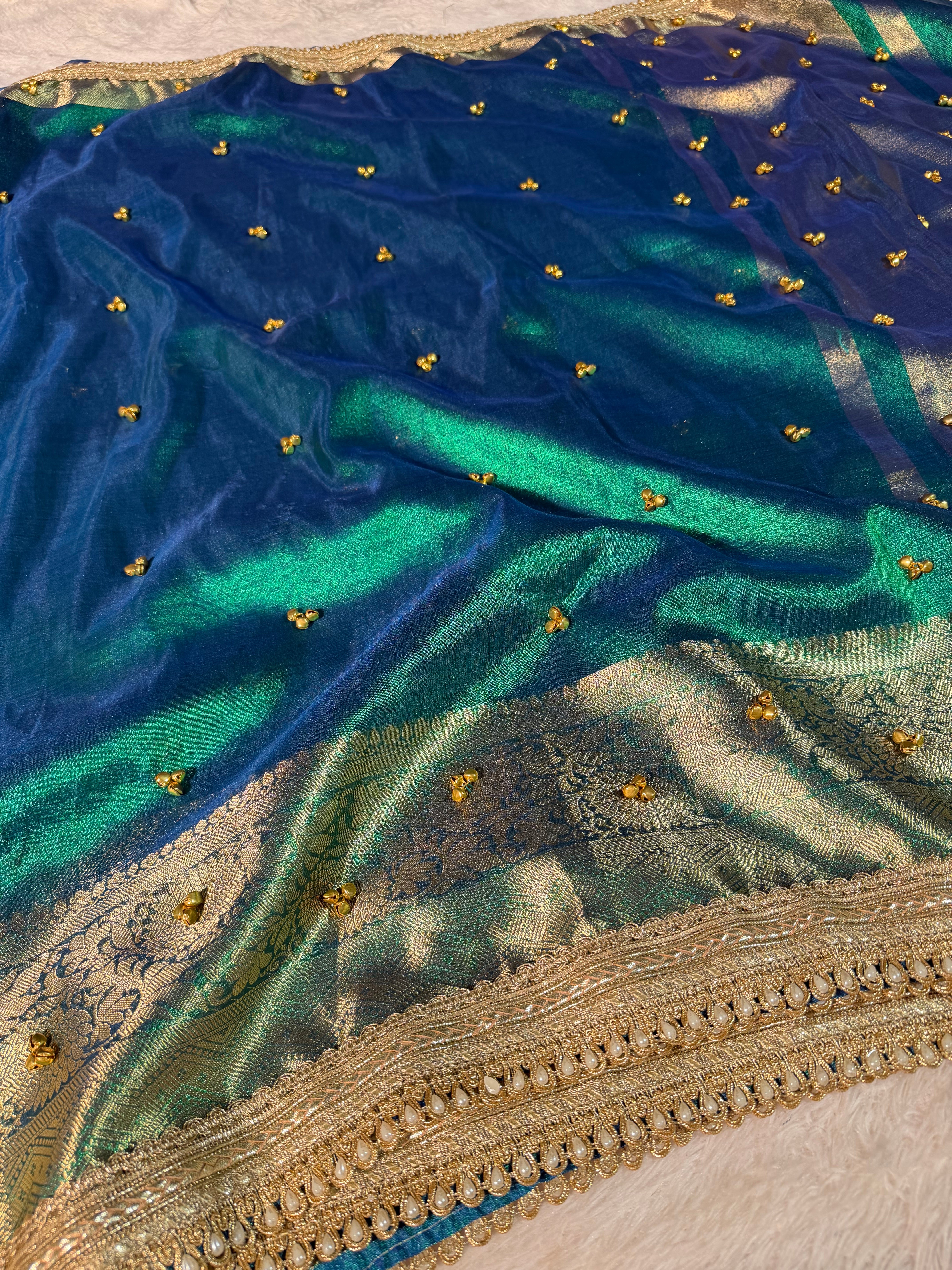 Viral Ghungroo Handwork Metallic Sapphire Green Premium Tissue Silk Banarasi Saree
