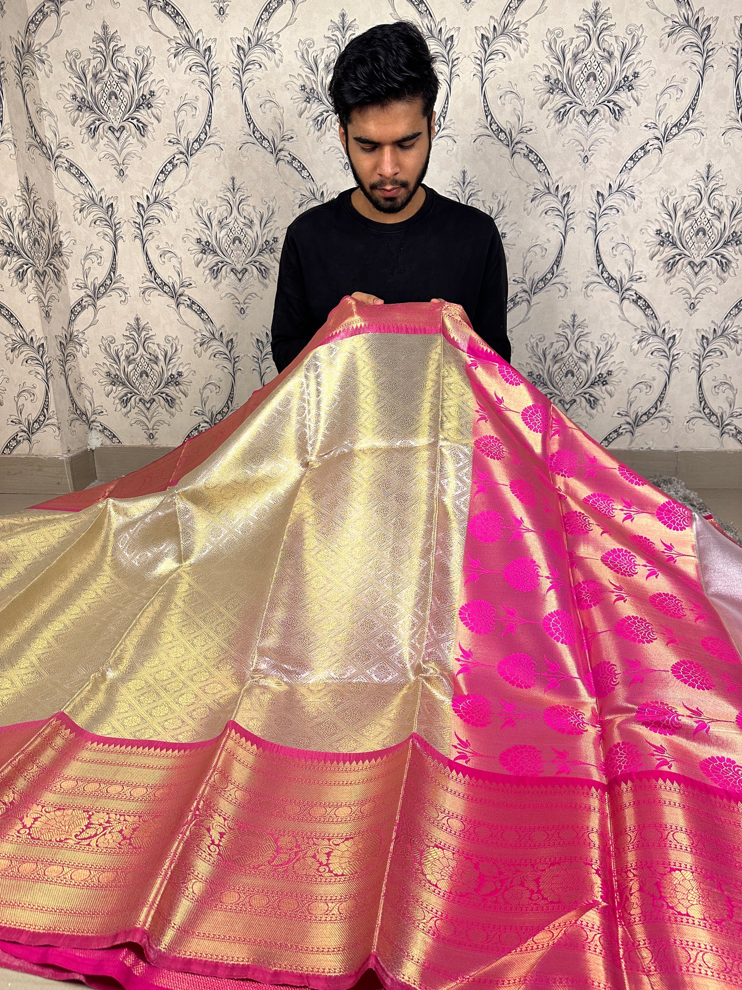 Beautiful Celebrity Inspired Bridal Tissue Banarasi Saree