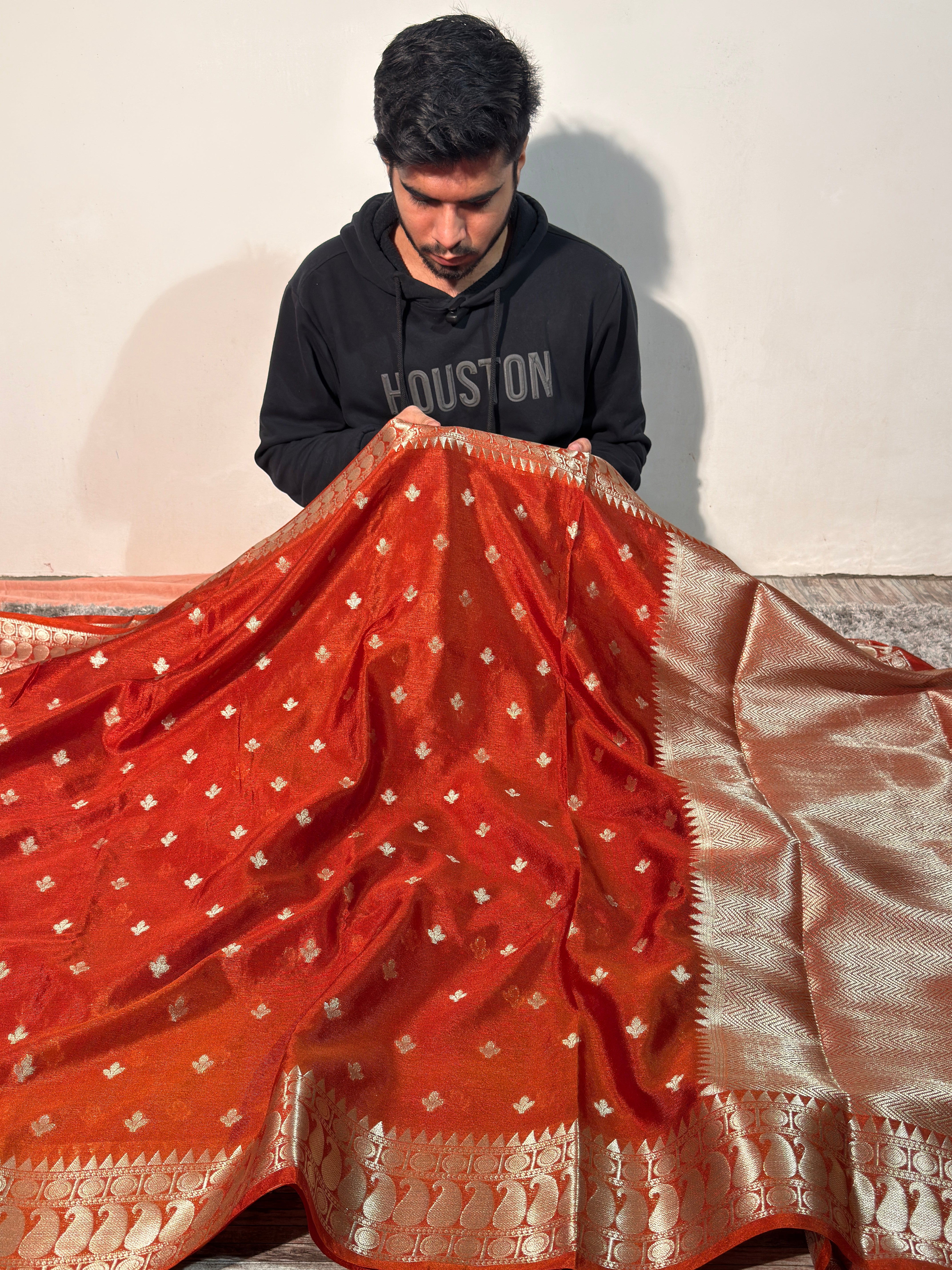 Rust Orange Premium Chiniya Silk Zari Buti Weave Banarasi Saree