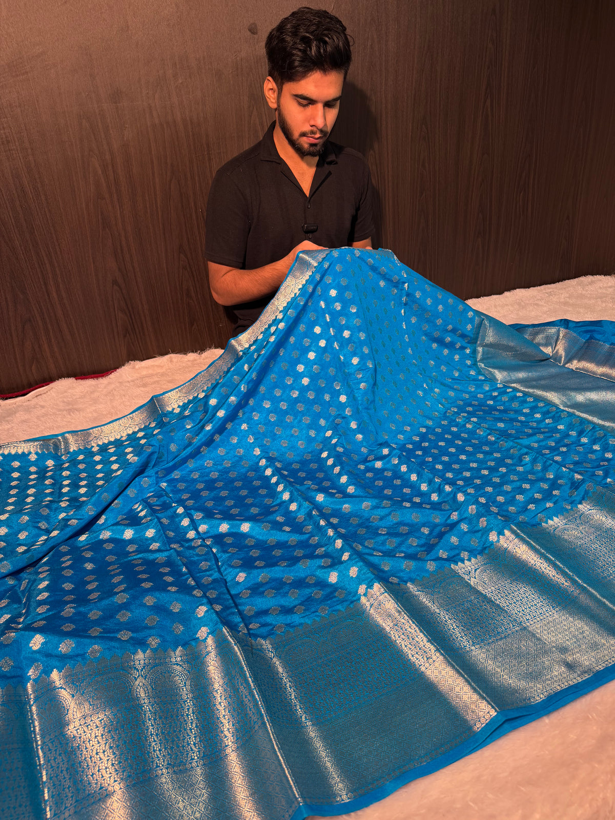 Pastel Firozi Premium Chiniya Silk Zari Buti Weave Banarasi Saree