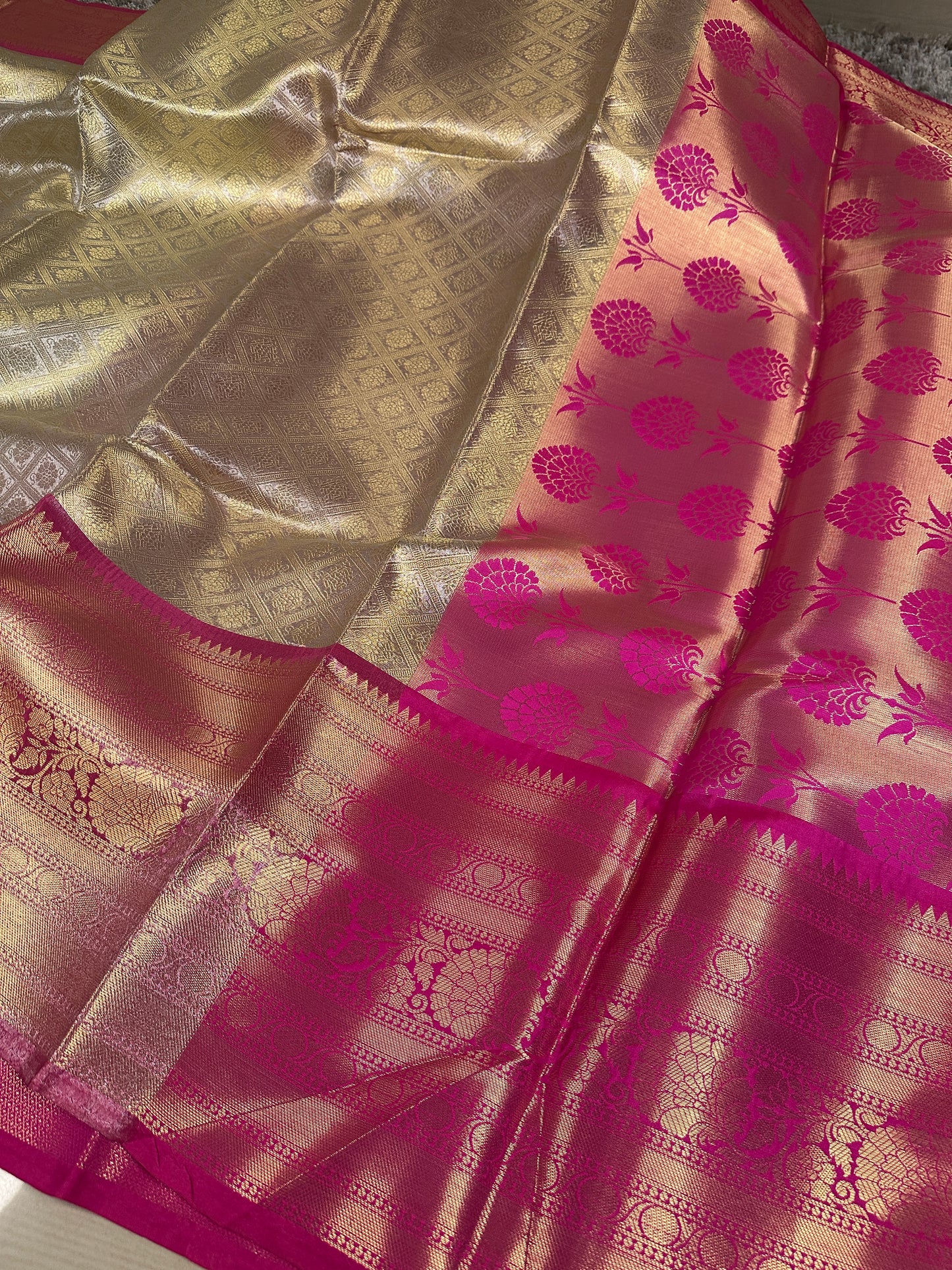Beautiful Celebrity Inspired Bridal Tissue Banarasi Saree