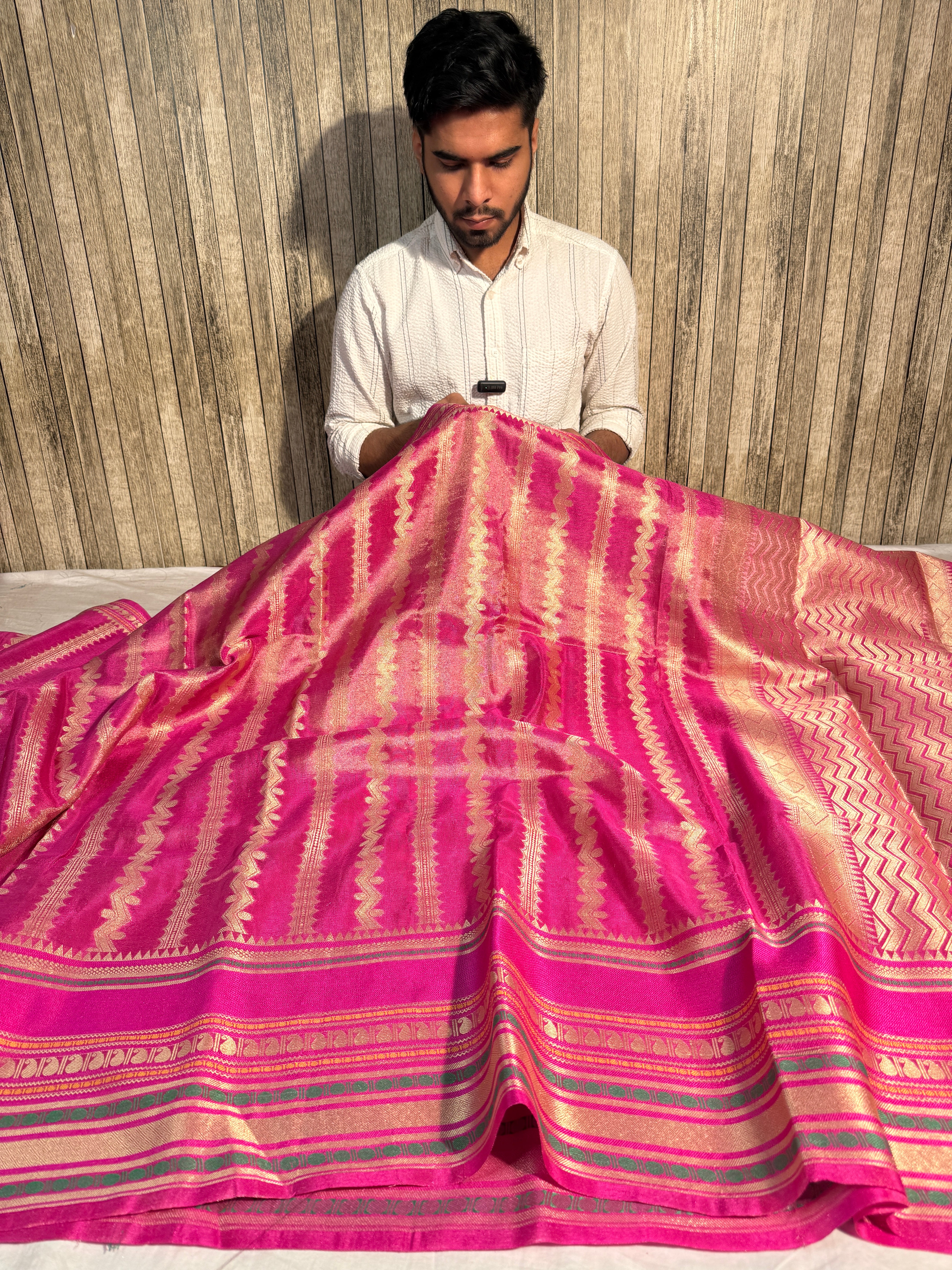 Metallic Rani Pink Premium Breathable Tissue Silk Banarasi Saree