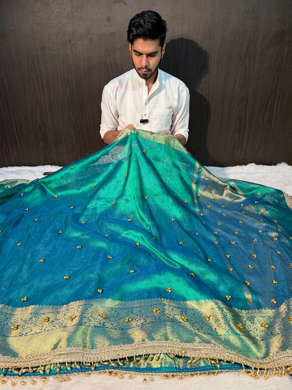 Viral Ghungroo Handwork Metallic Sapphire Green Premium Tissue Silk Banarasi Saree