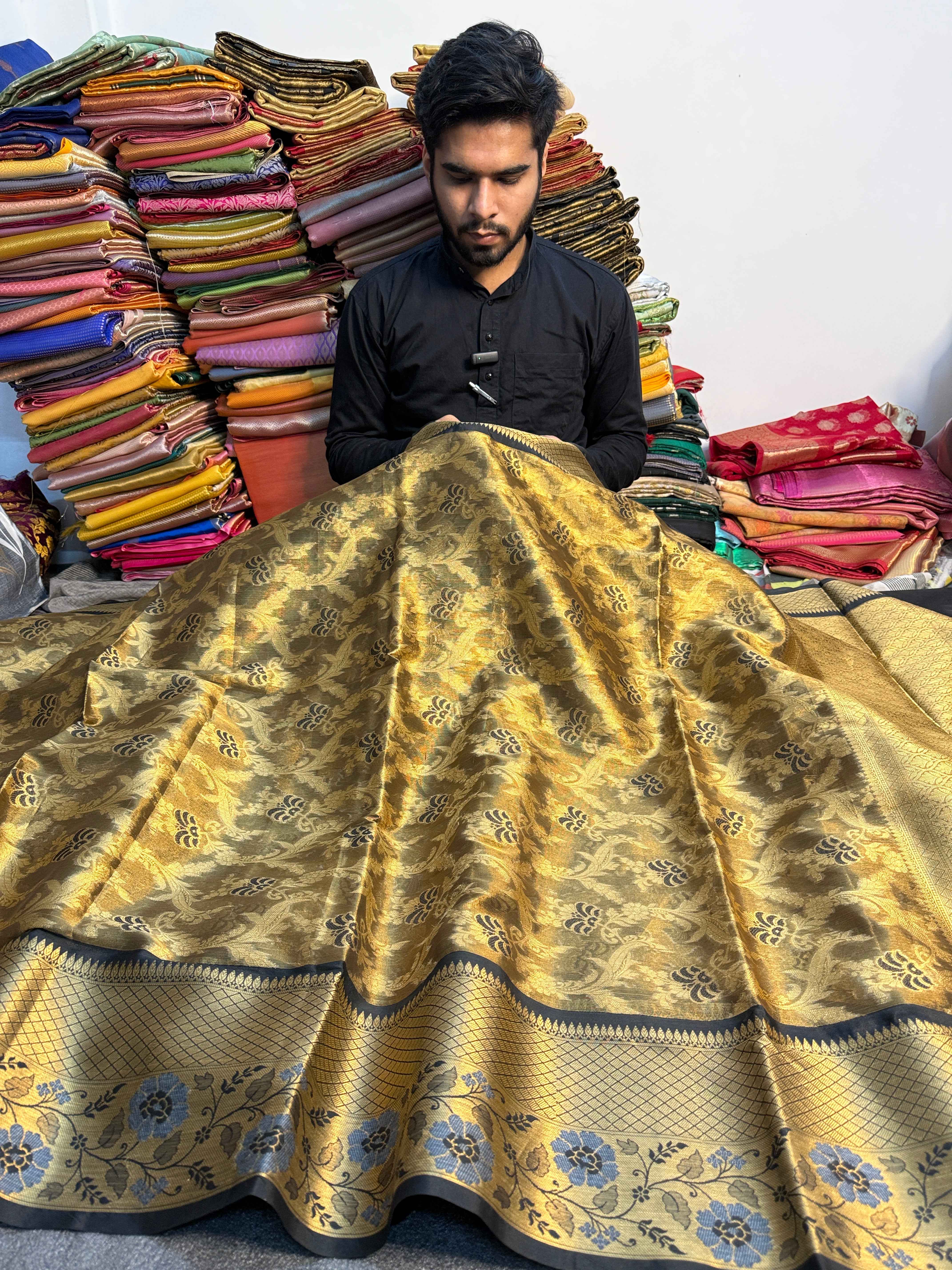 Premium Traditional Meenakari Woven Soft Tissue Silk Banarasi Saree