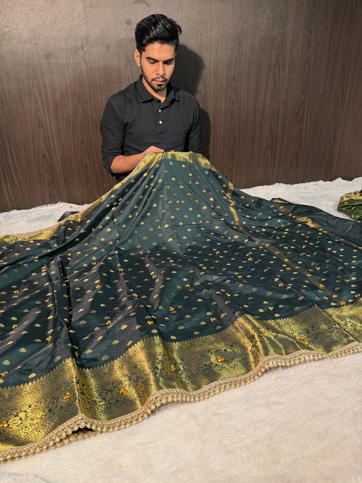 Viral Ghungroo Handwork Bottlegreen Premium Katan Silk Banarasi Saree