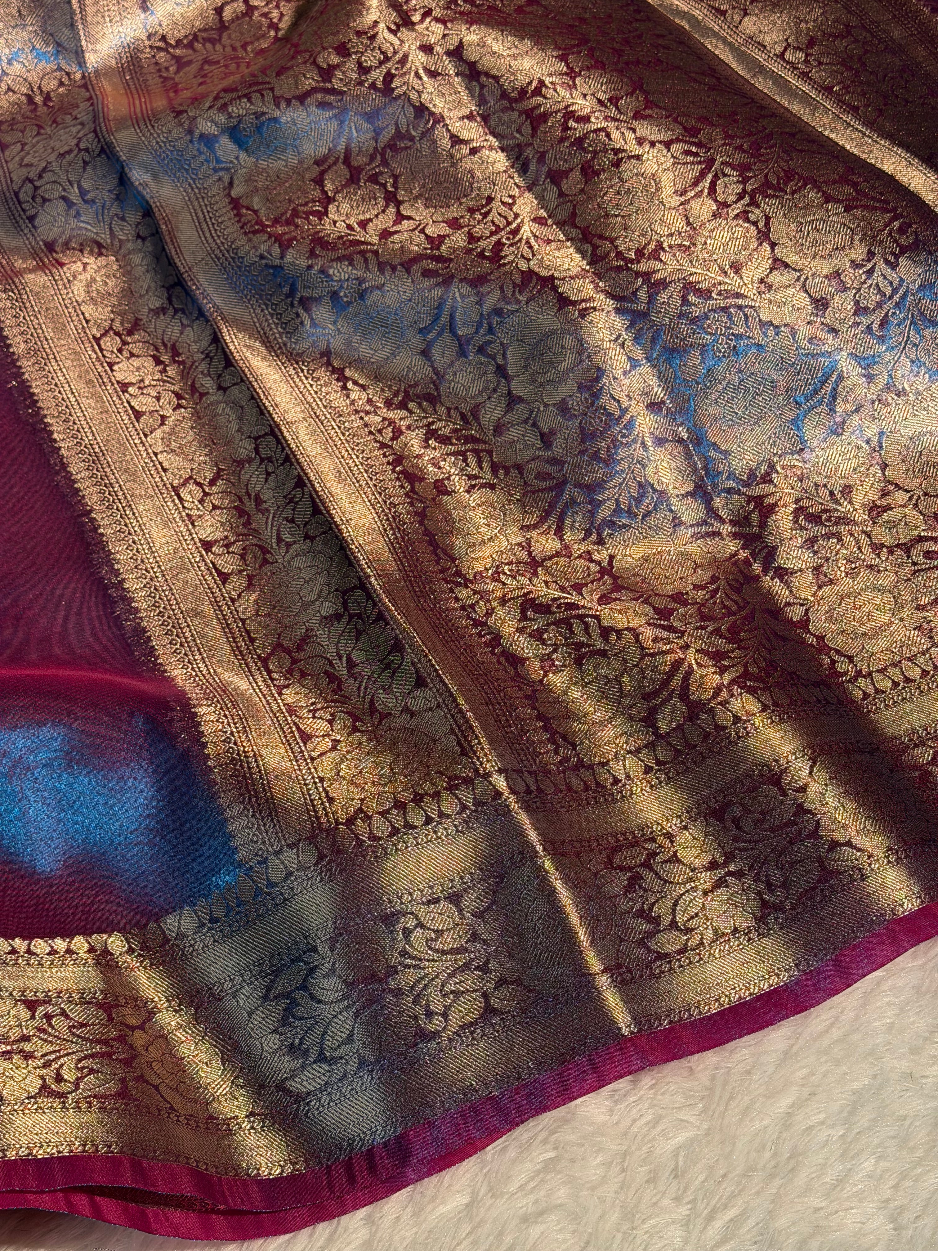 Dual Shaded Metallic Firozi Blue Premium Tissue Silk Banarasi Saree