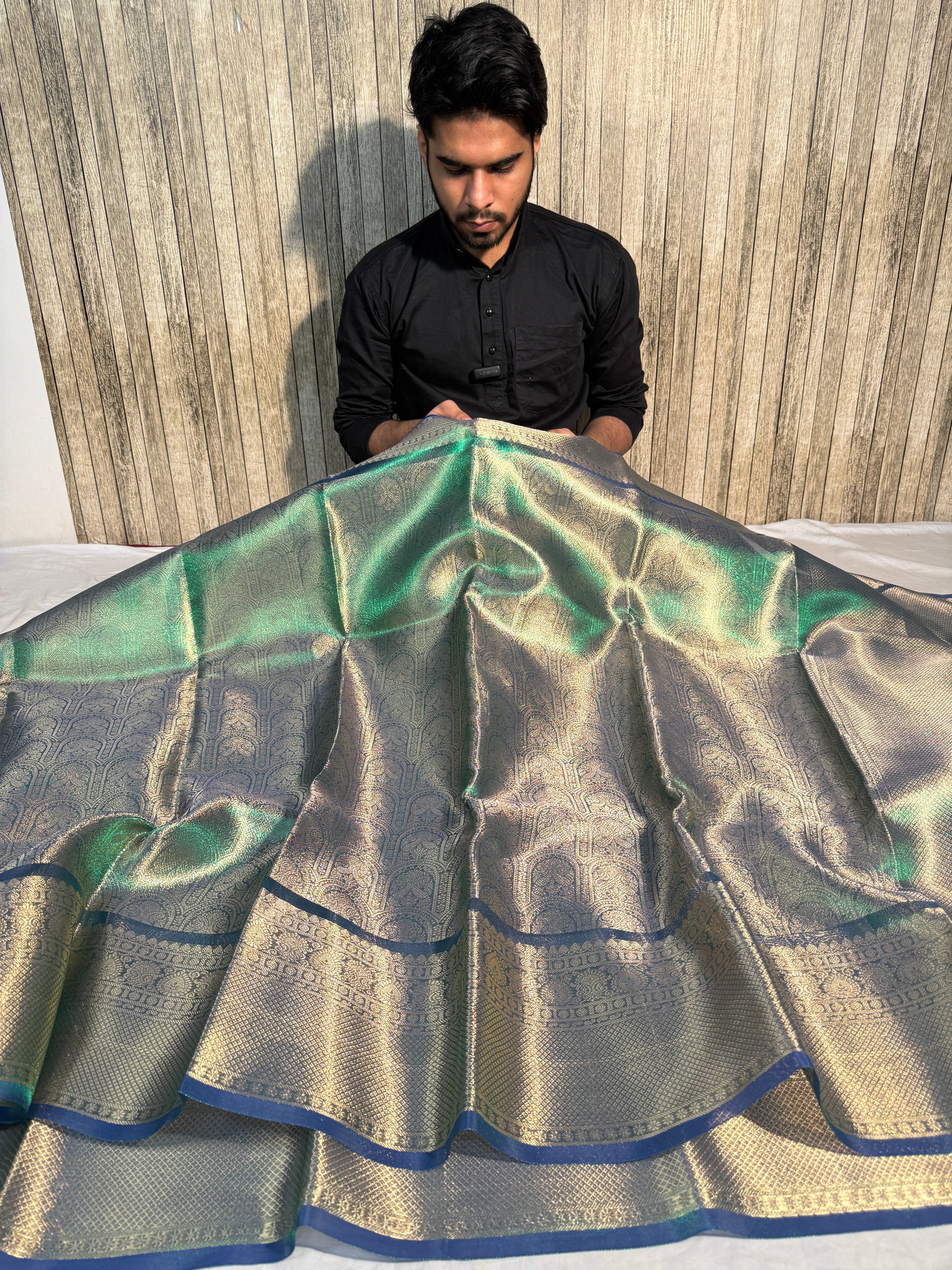 Metallic Sapphire Green Premium Kanjeevaram Tissue Silk Banarasi Saree