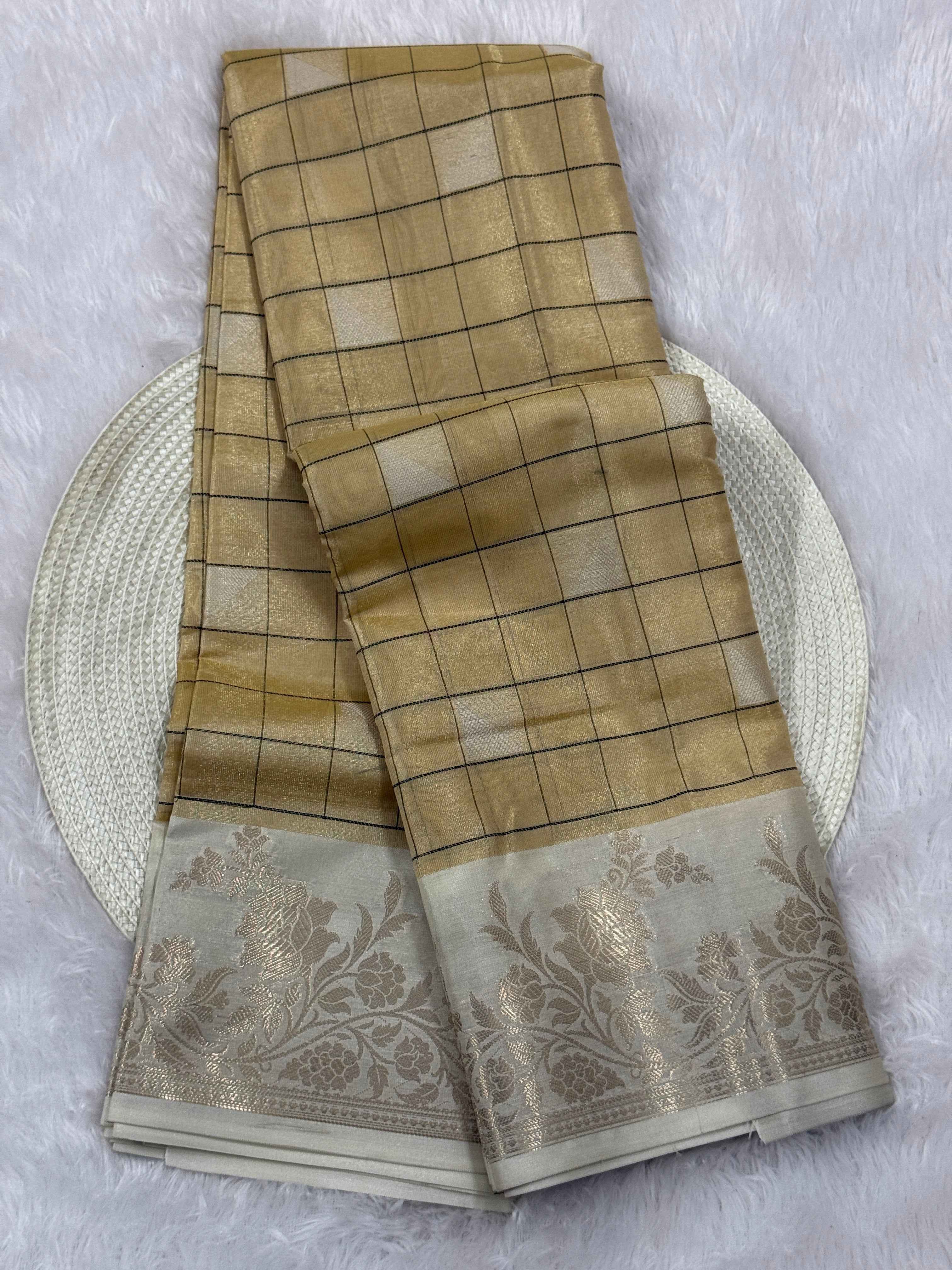 Premium Kanjeevaram Soft Silk Banarasi Saree with Rich Pallu
