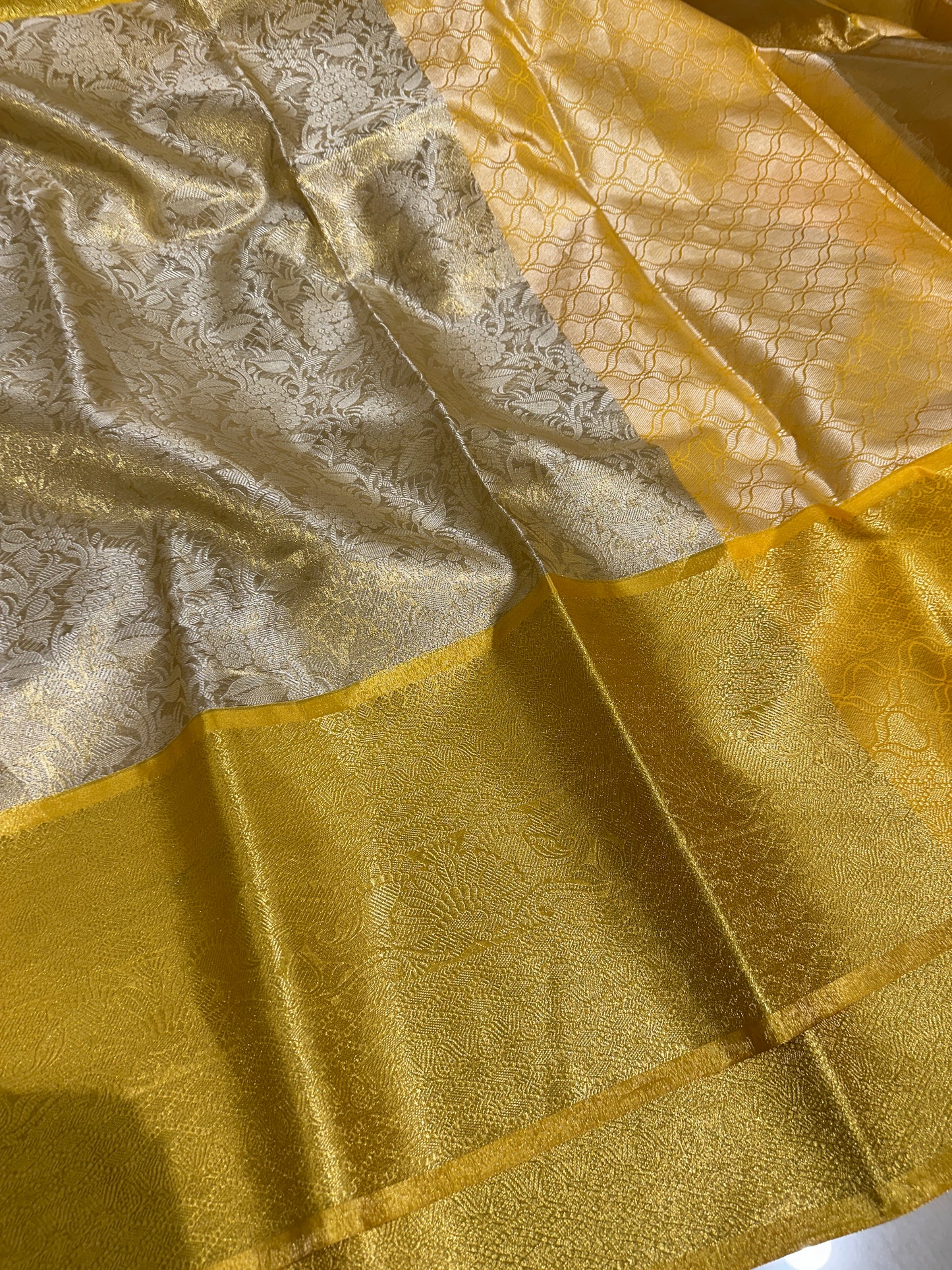 Exclusive Celebrity Inspired Bridal Tissue Banarasi Saree