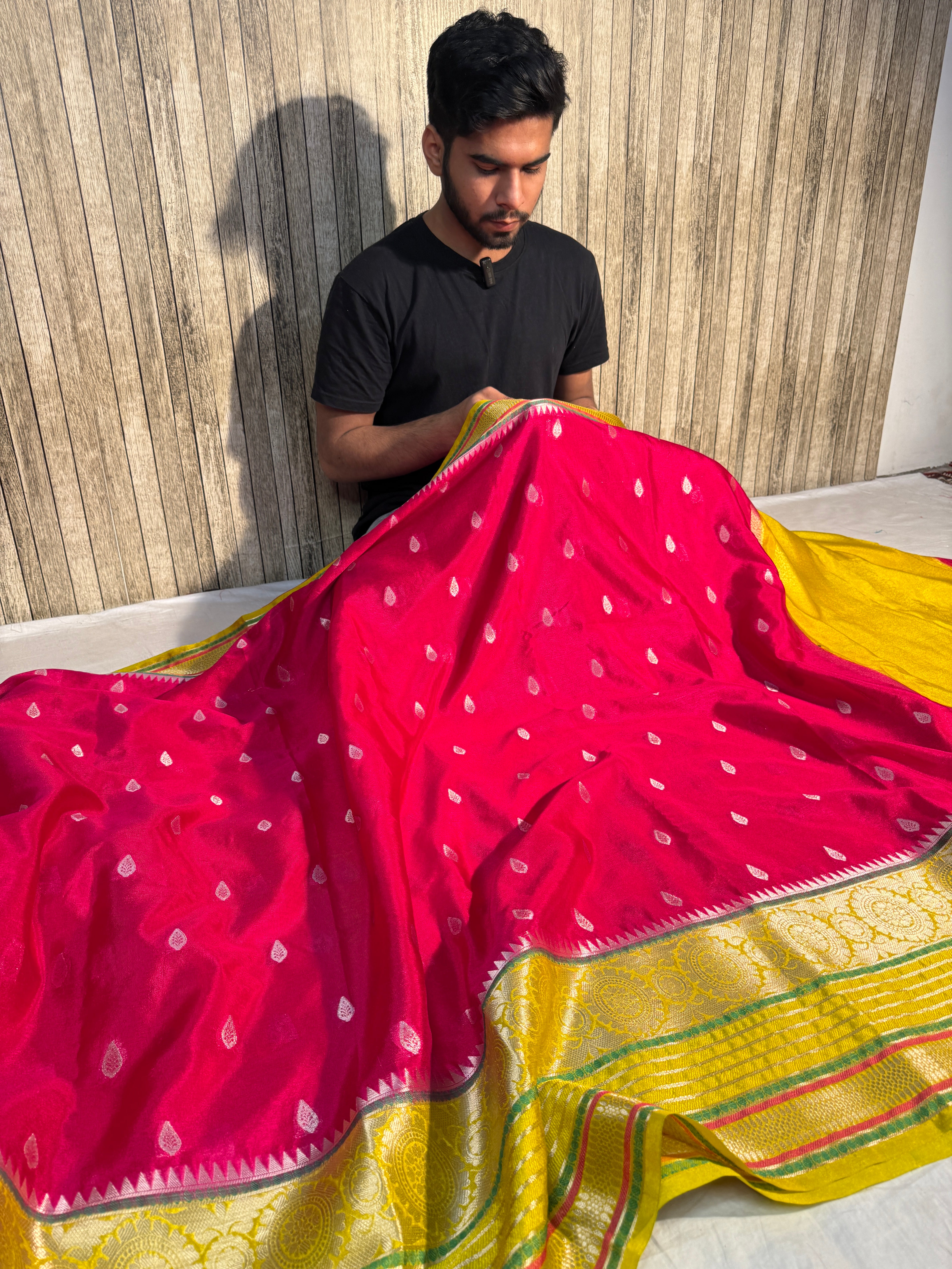 Contrast Premium Soft Banarasi Chiniya Silk Saree