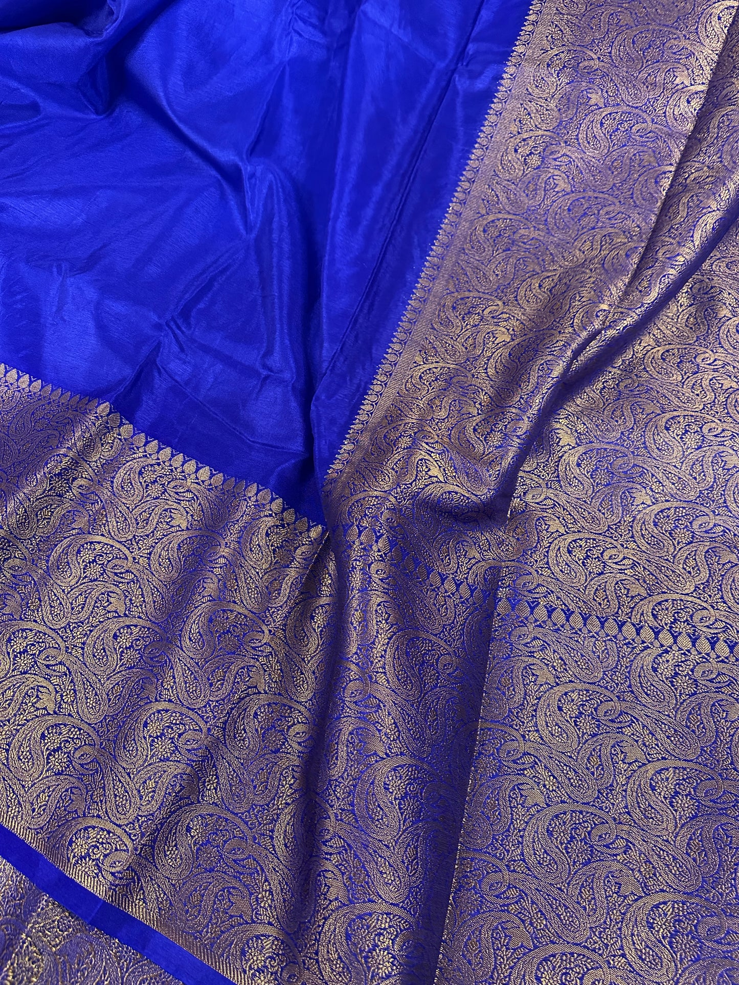 Exclusive Royal Blue Soft Kaath Bandh Weave Warm Silk Banarasi Saree