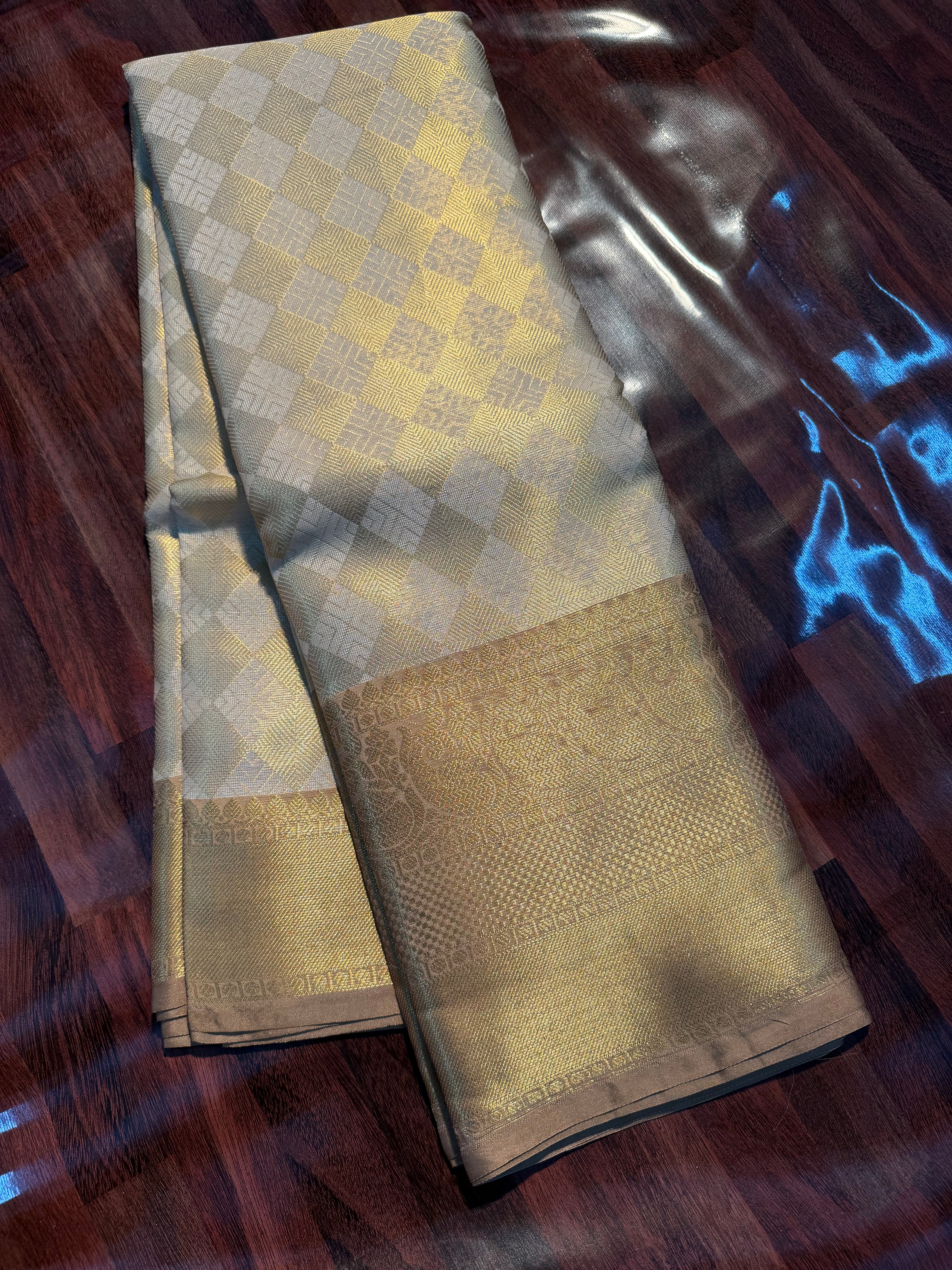Celebrity Inspired Premium Kanjeevaram Tissue Silk Banarasi Saree