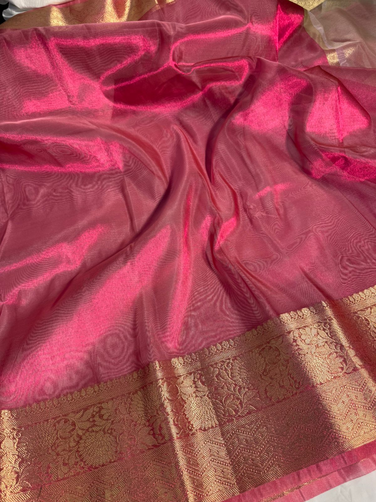 Metallic Pink Premium Tissue Silk Banarasi Saree with Floral Weave Border