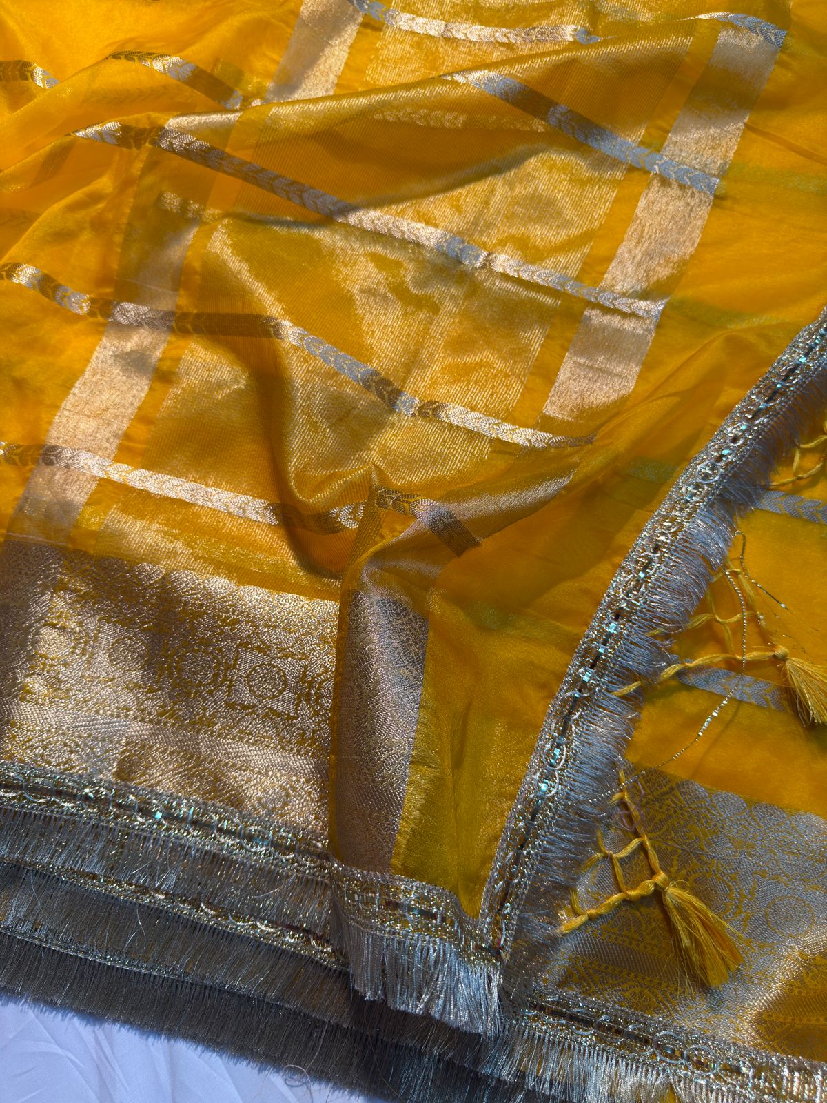 Handloom Inspired Traditional Organza Silk Saree with Premium Lace