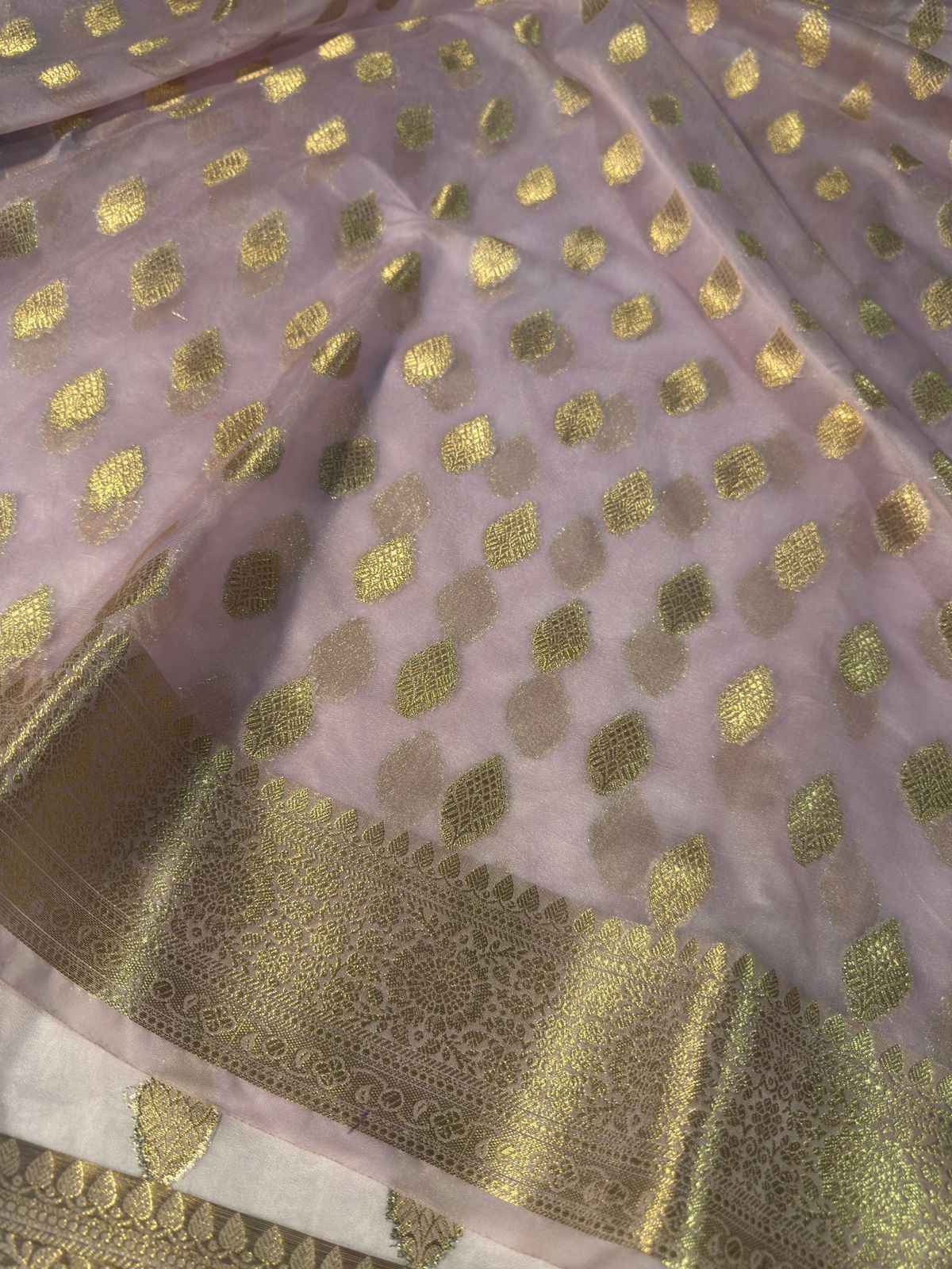 Exclusive Soft Georgette Silk Banarasi Saree with Rich Pallu