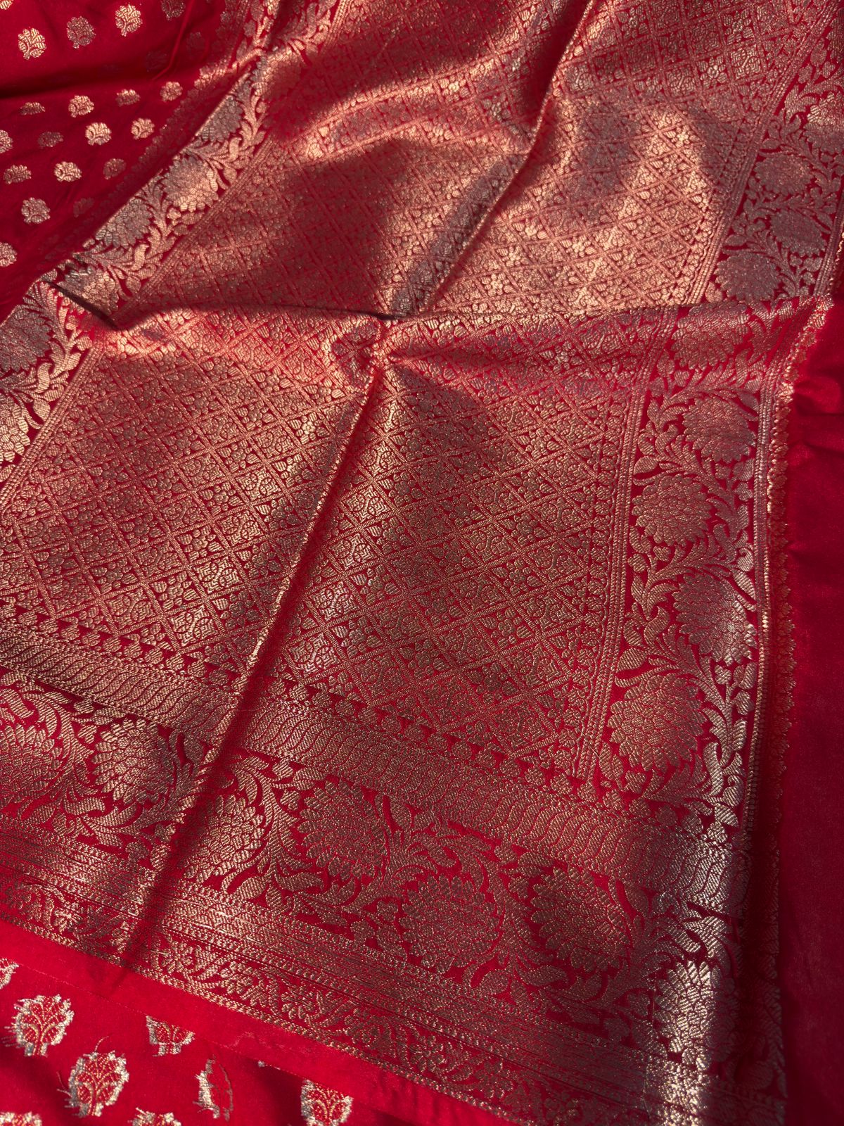 Bridal Red Premium Georgette Silk Khaddi Buti Weave Banarasi Saree