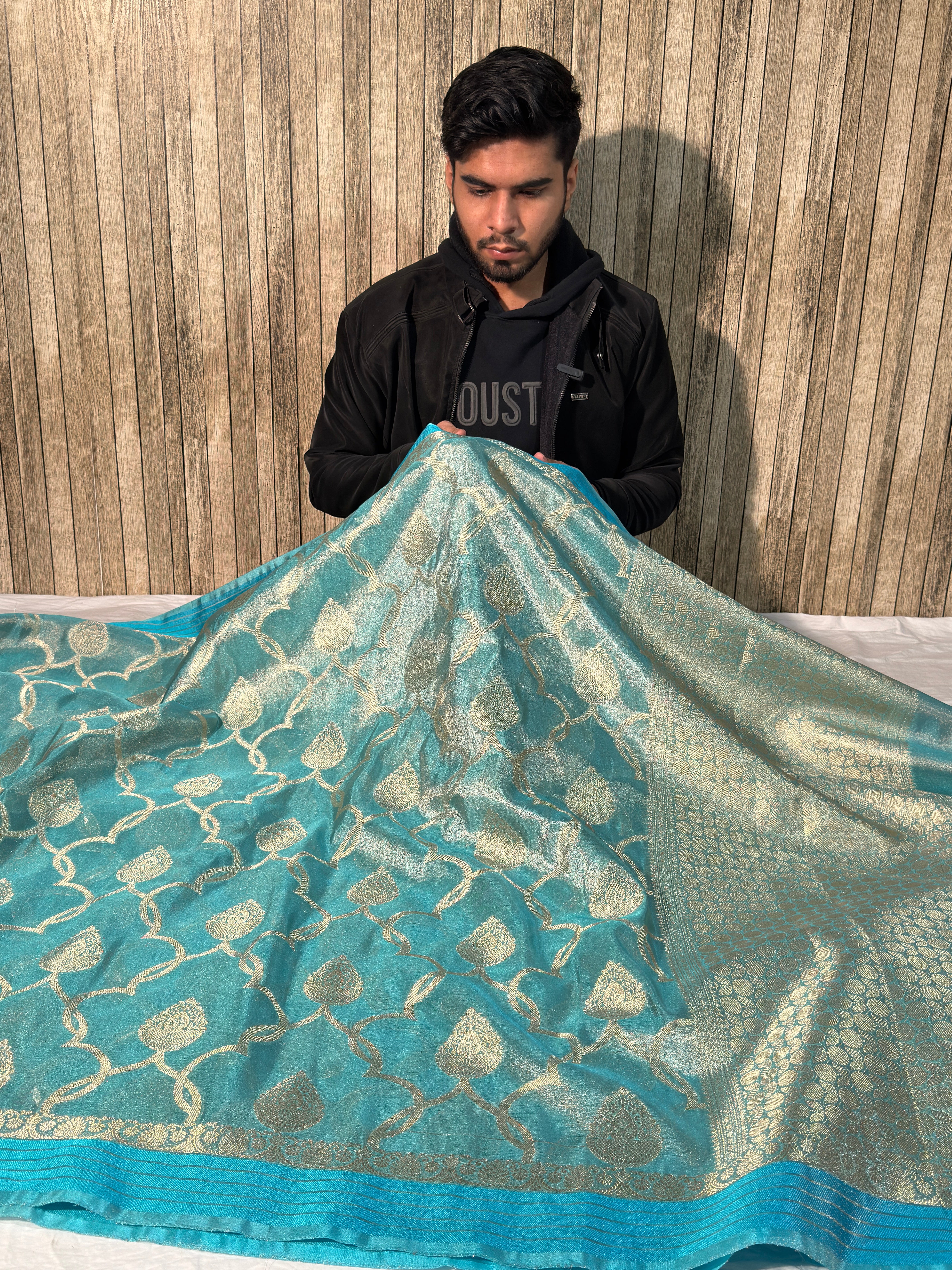 Metallic Firozi Blue Premium Breathable Tissue Silk Banarasi Saree