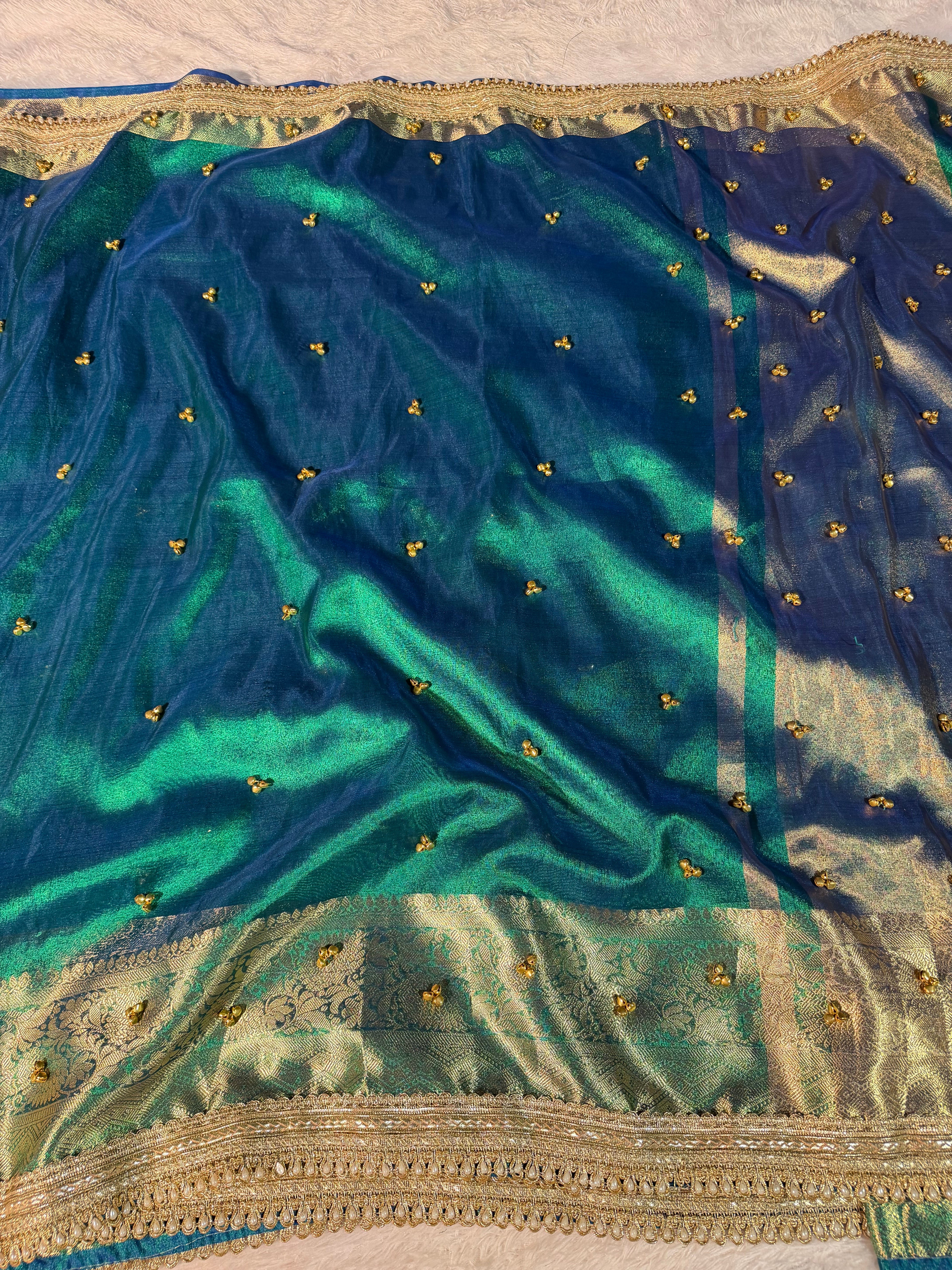 Viral Ghungroo Handwork Metallic Sapphire Green Premium Tissue Silk Banarasi Saree