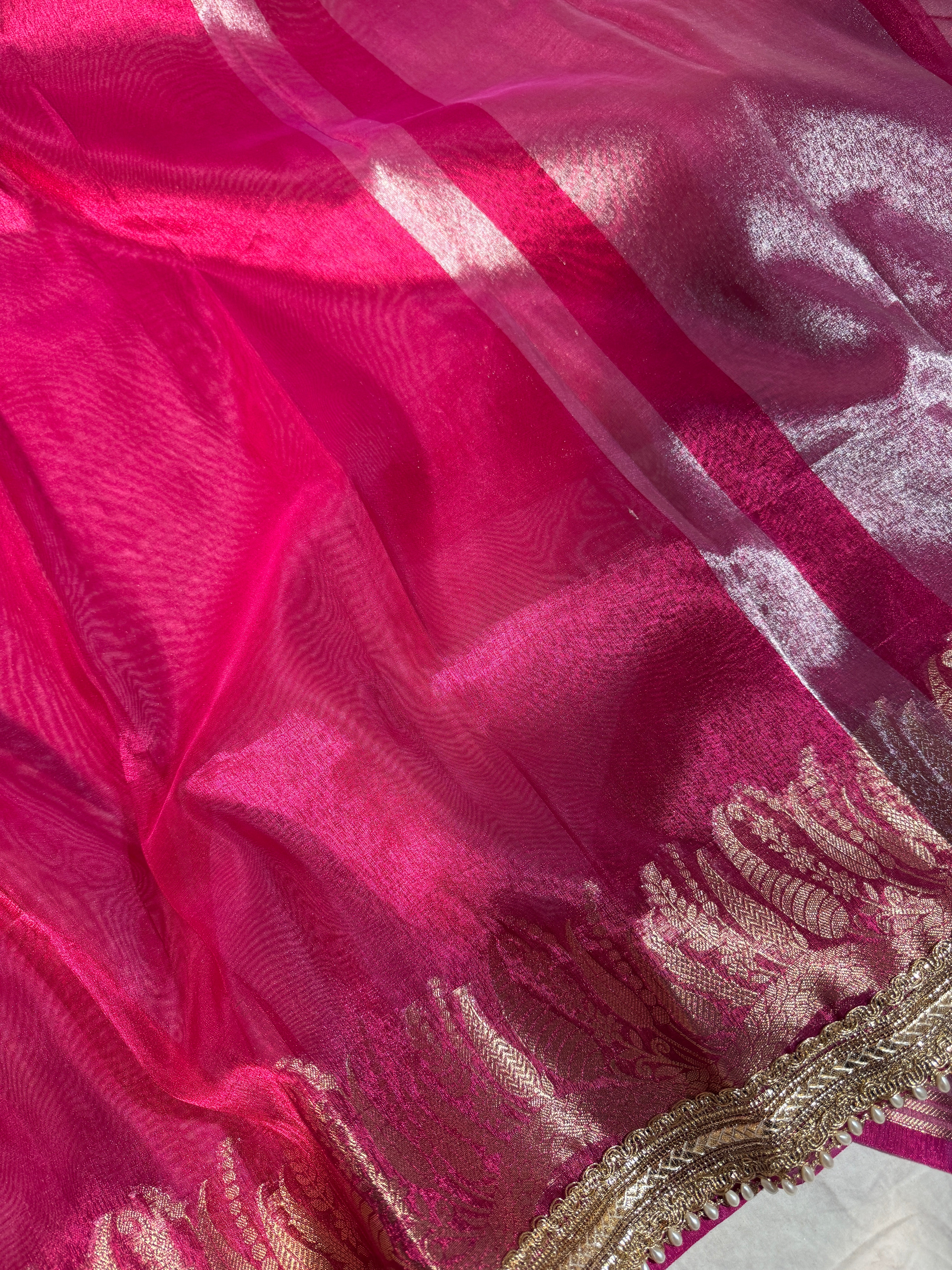 Metallic Rani Pink Premium Tissue Silk Moti Lace Attached Banarasi Saree