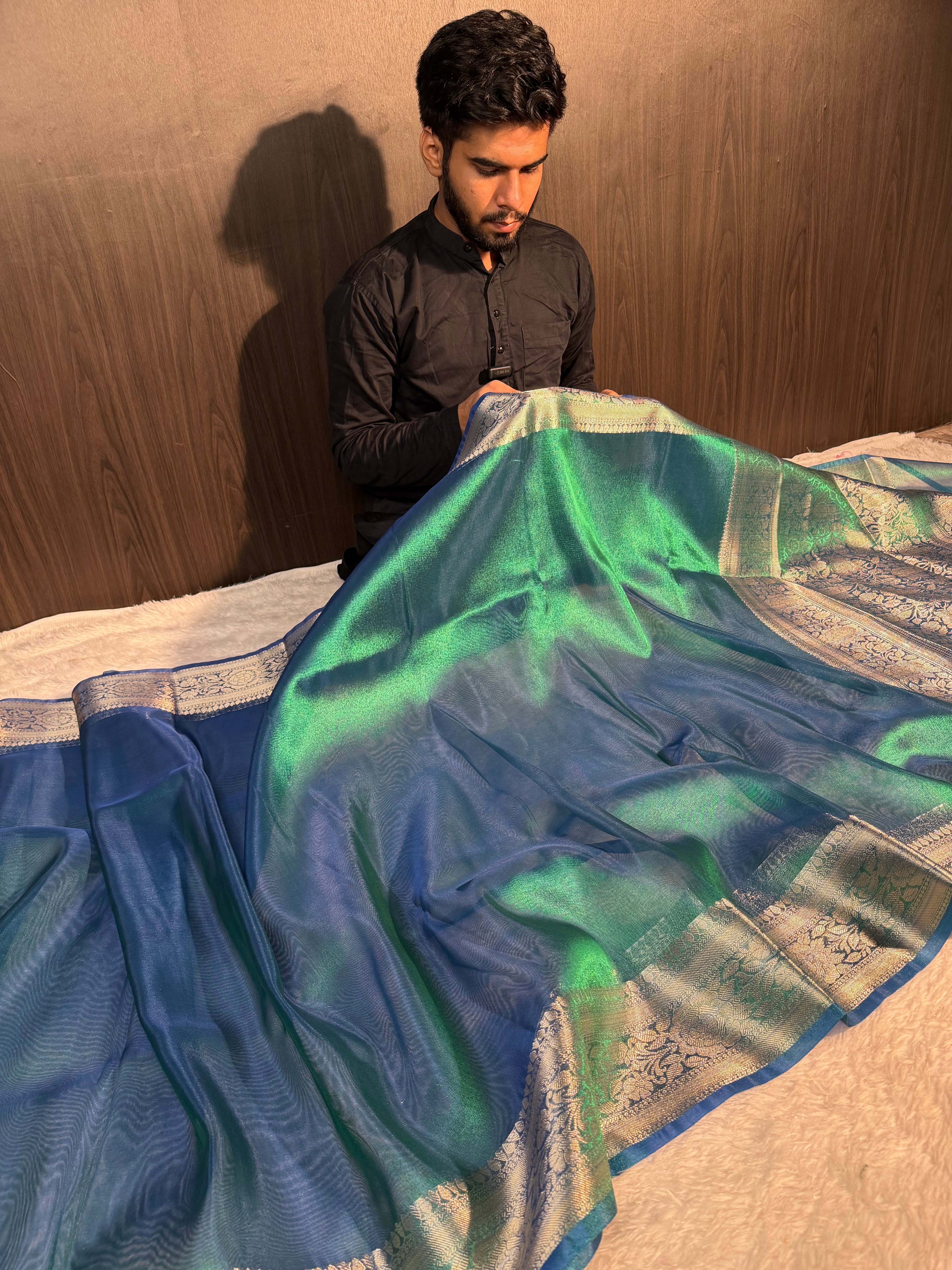 Dual Shaded Sapphire Green Premium Tissue Silk Banarasi Saree