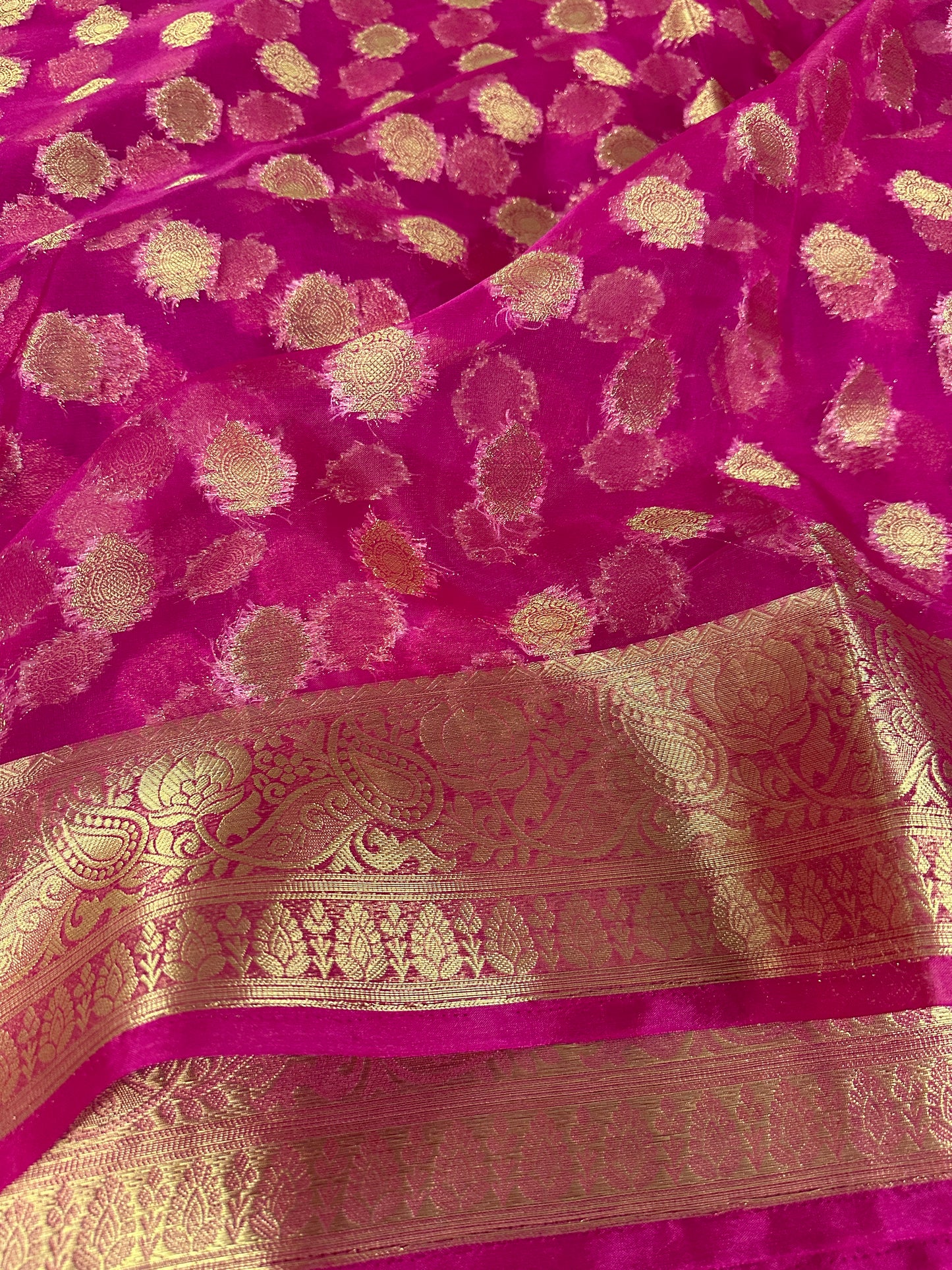 Handloom Inspired Traditional Organza Silk Saree