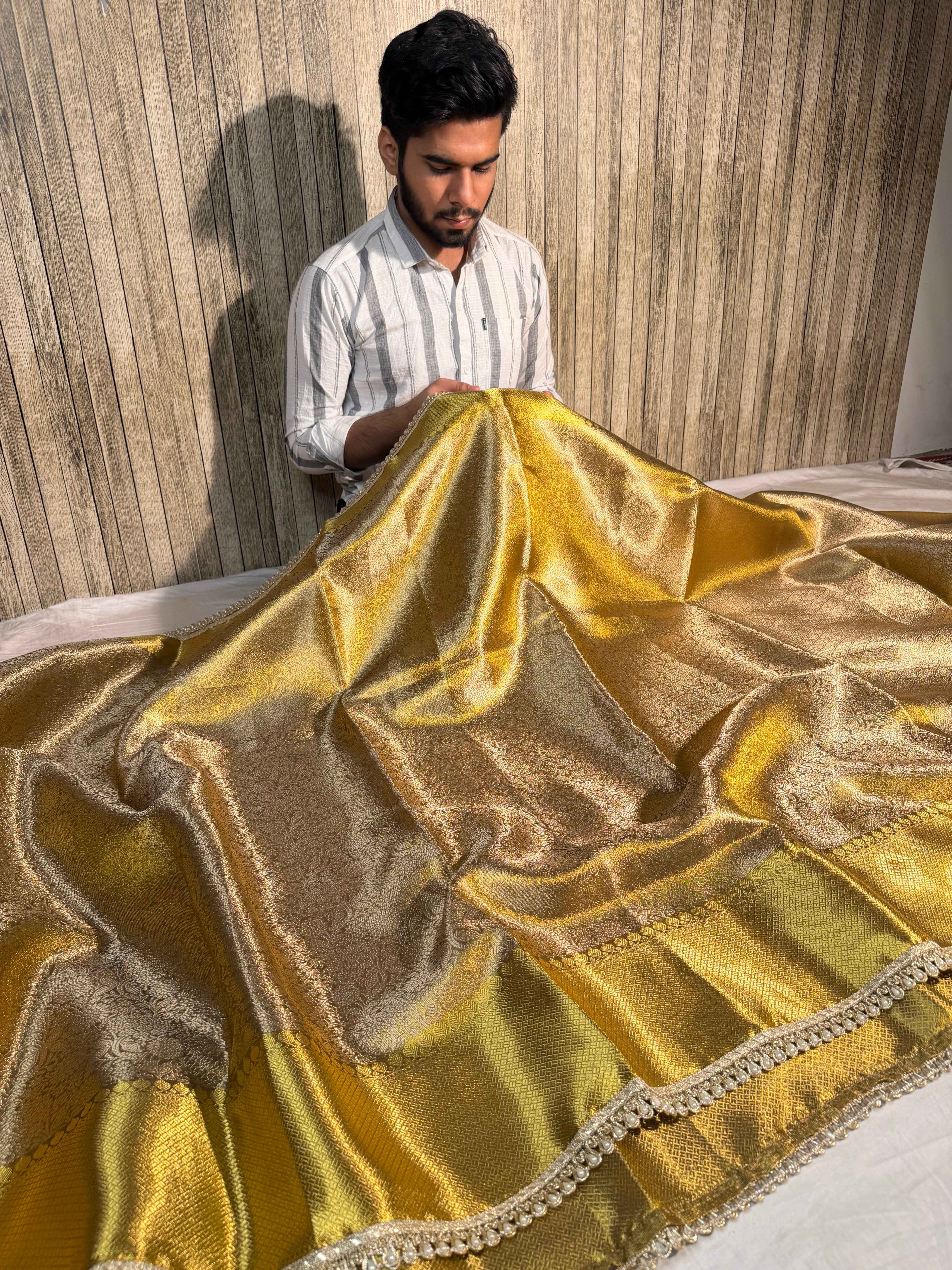 Dual Shaded Premium Kanjeevaram Tissue Silk Banarasi Saree with Moti Lace Attached
