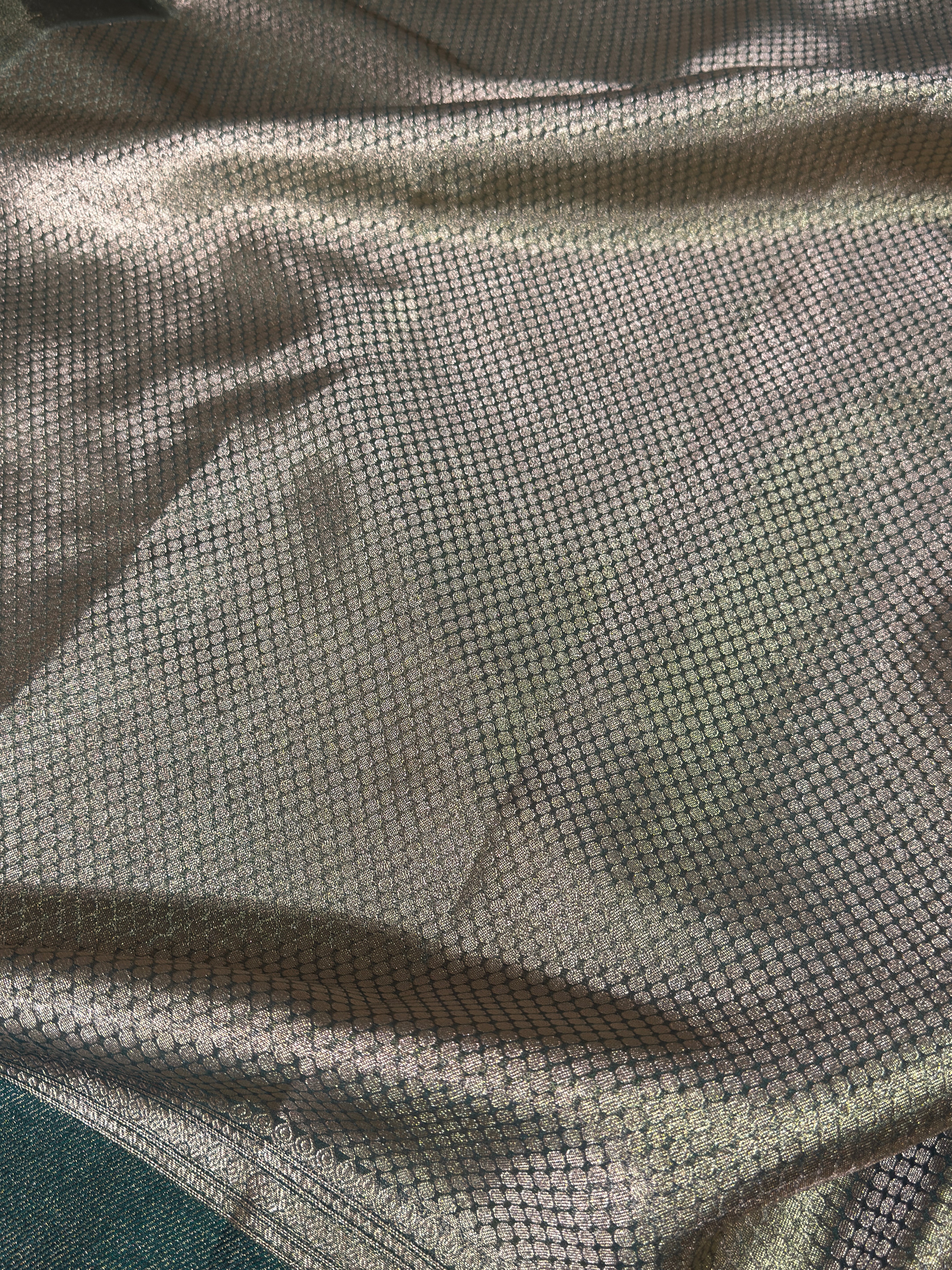 Metallic Mehendi Green Premium Breathable Tissue Silk Banarasi Saree