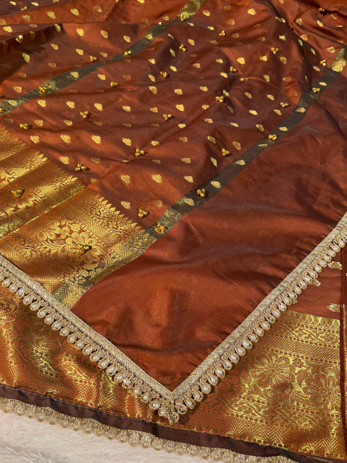 Viral Ghungroo Handwork Rustic Brown Shade Premium Katan Silk Banarasi Saree