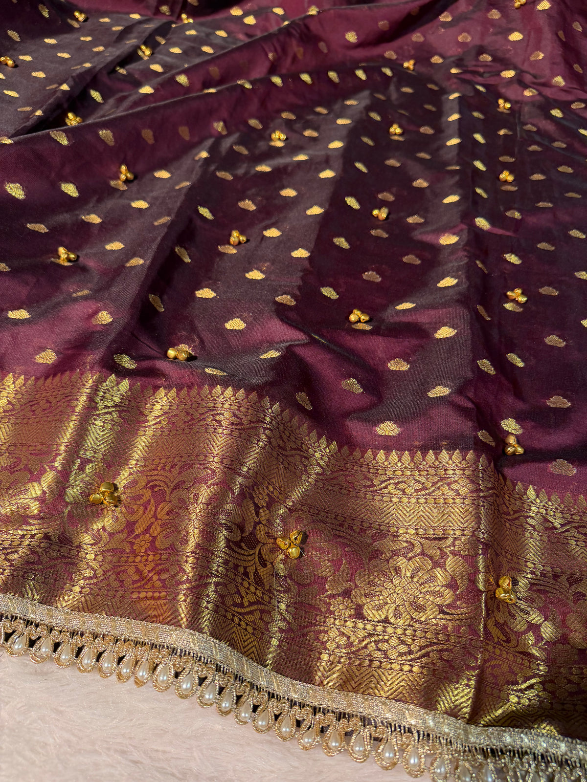 Viral Ghungroo Handwork Wine Shade Premium Katan Silk Banarasi Saree
