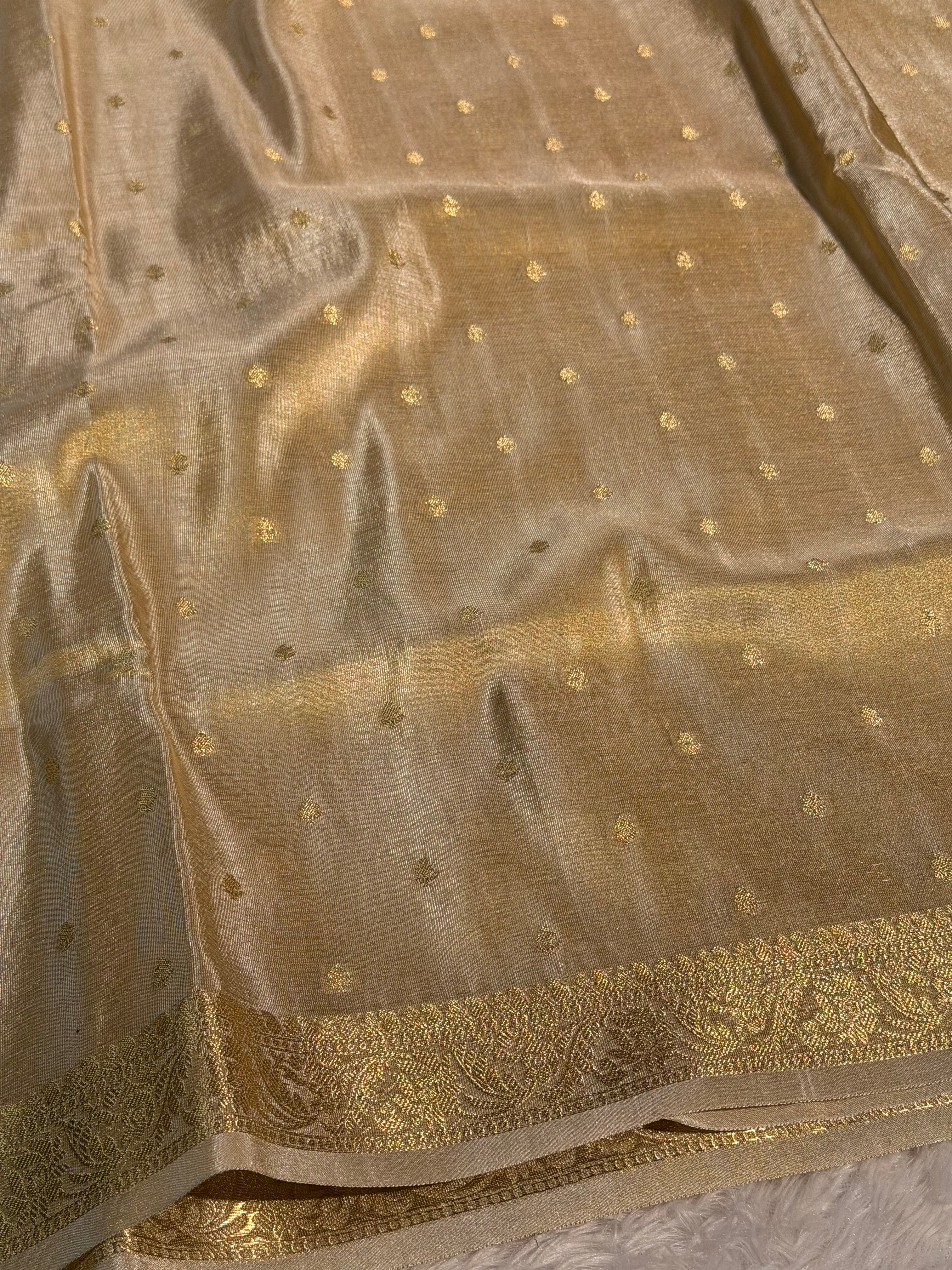 Rare Ivory Premium Breathable Katan Tissue Silk Banarasi Saree
