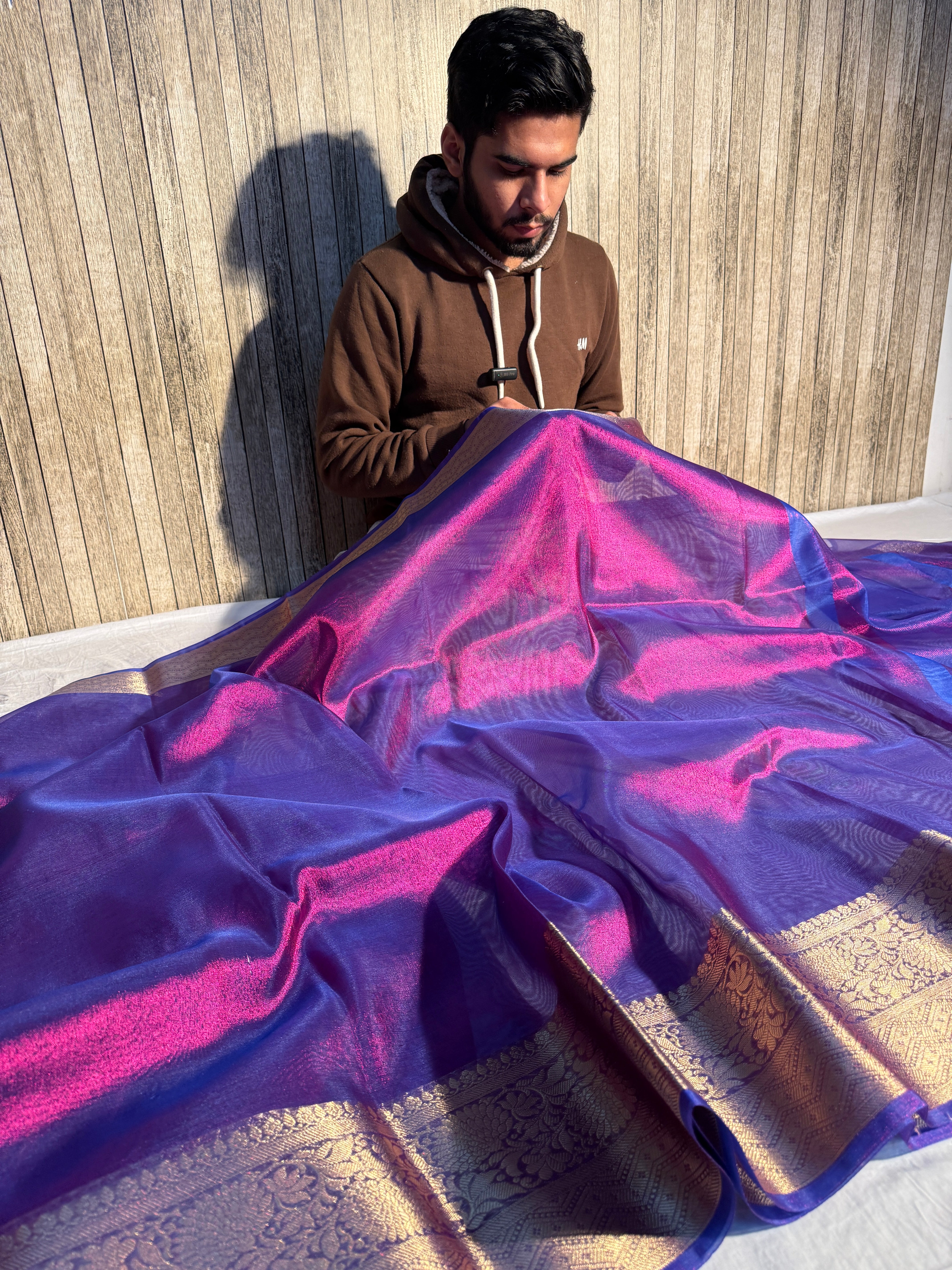 Dual Shaded Baigani Soft Tissue Silk Banarasi Saree