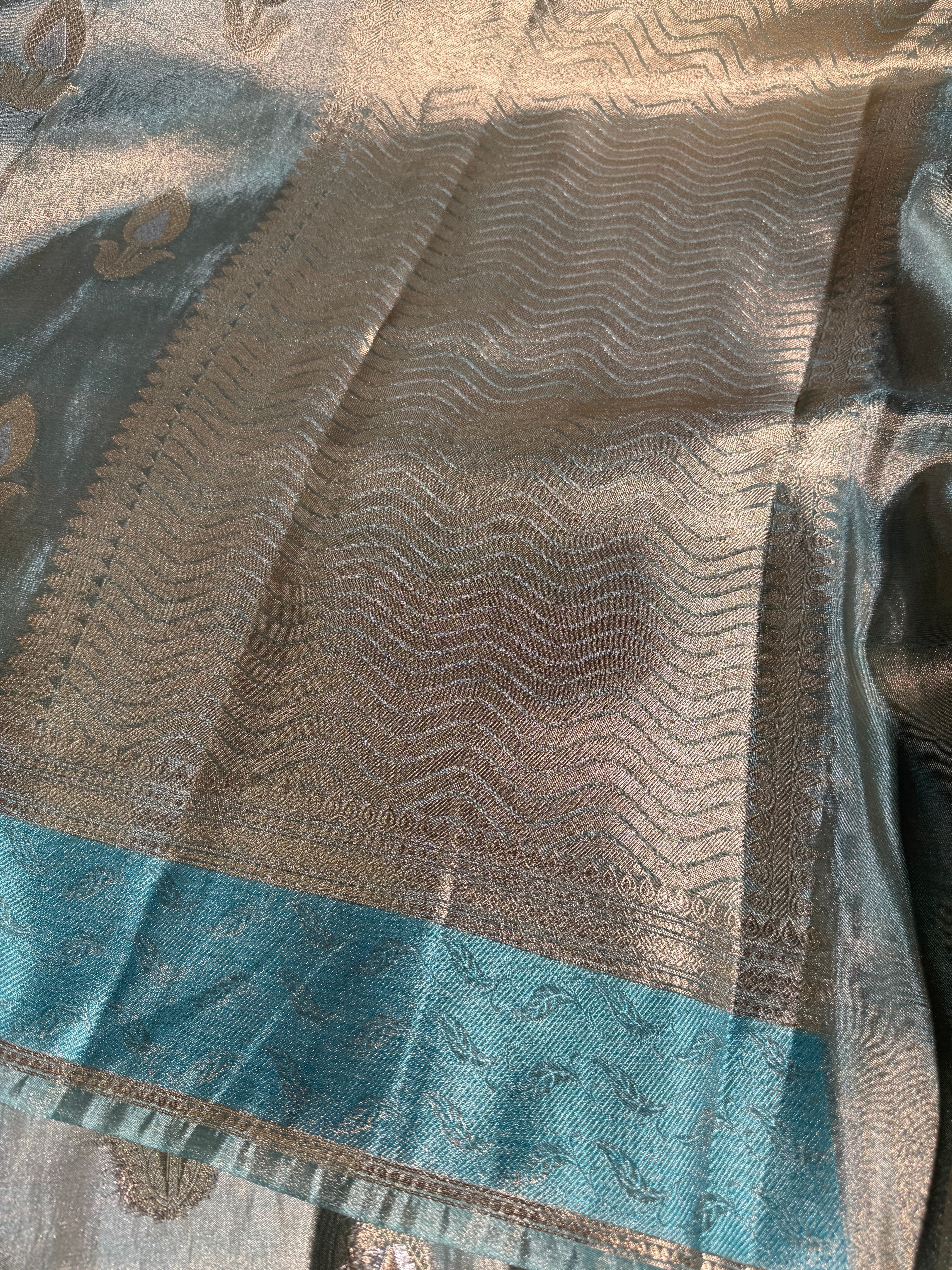 Metallic Sky Blue Premium Breathable Tissue Silk Banarasi Saree