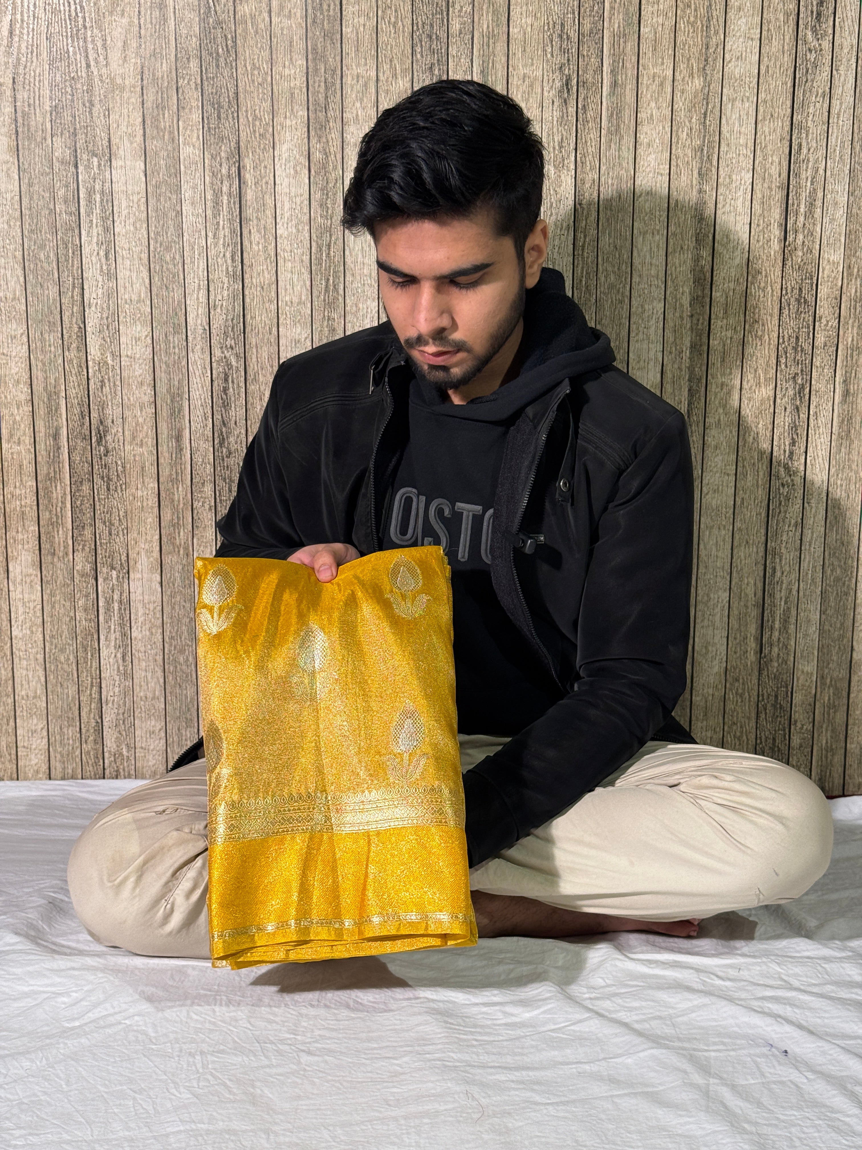 Metallic Gold Yellow Premium Breathable Tissue Silk Banarasi Saree