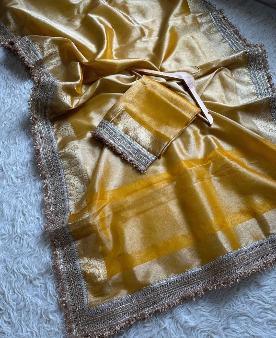 Yellow Premium Tissue Silk Lace Work Banarasi Saree