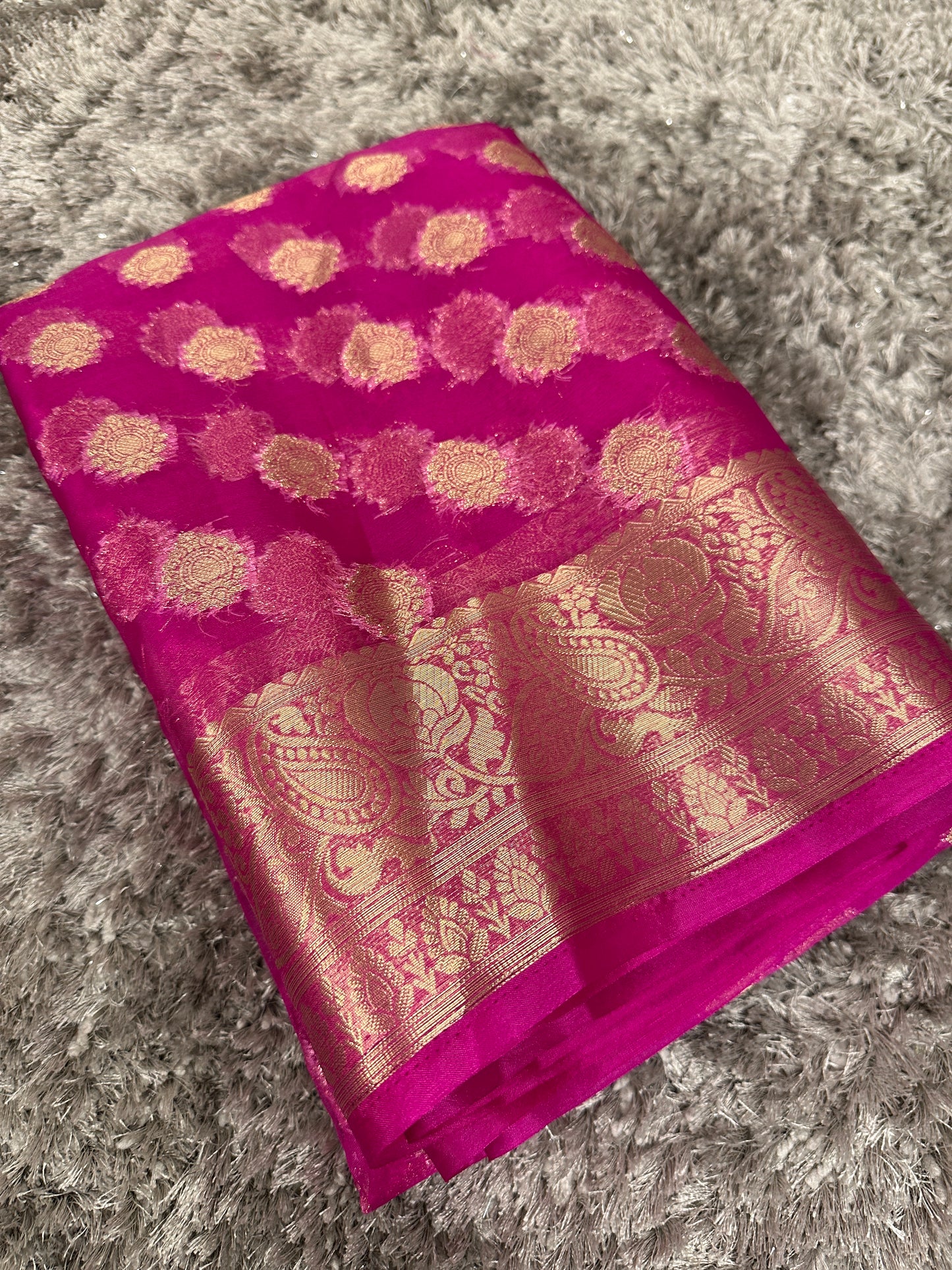 Handloom Inspired Traditional Organza Silk Saree