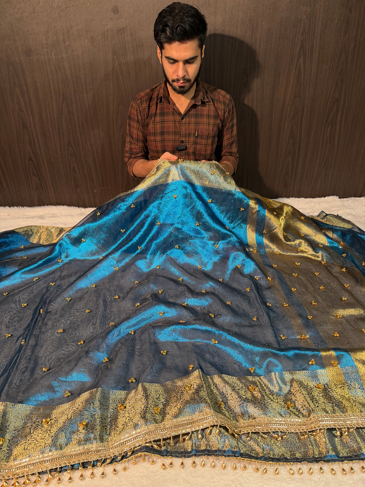 Viral Ghungroo Handwork Metallic Firozi Premium Tissue Silk Banarasi Saree