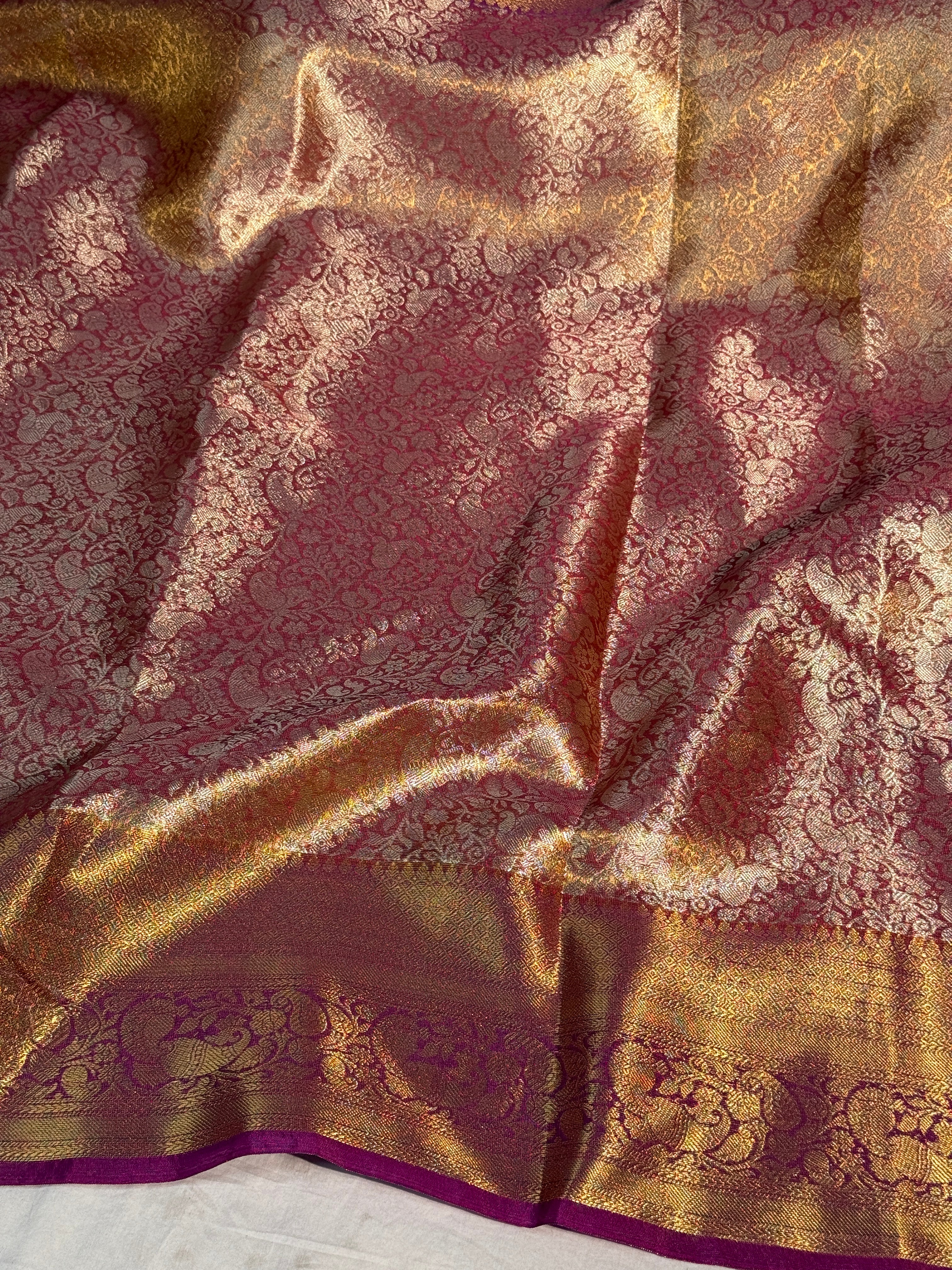 Dual Shaded Premium Kanjeevaram Tissue Silk Banarasi Saree