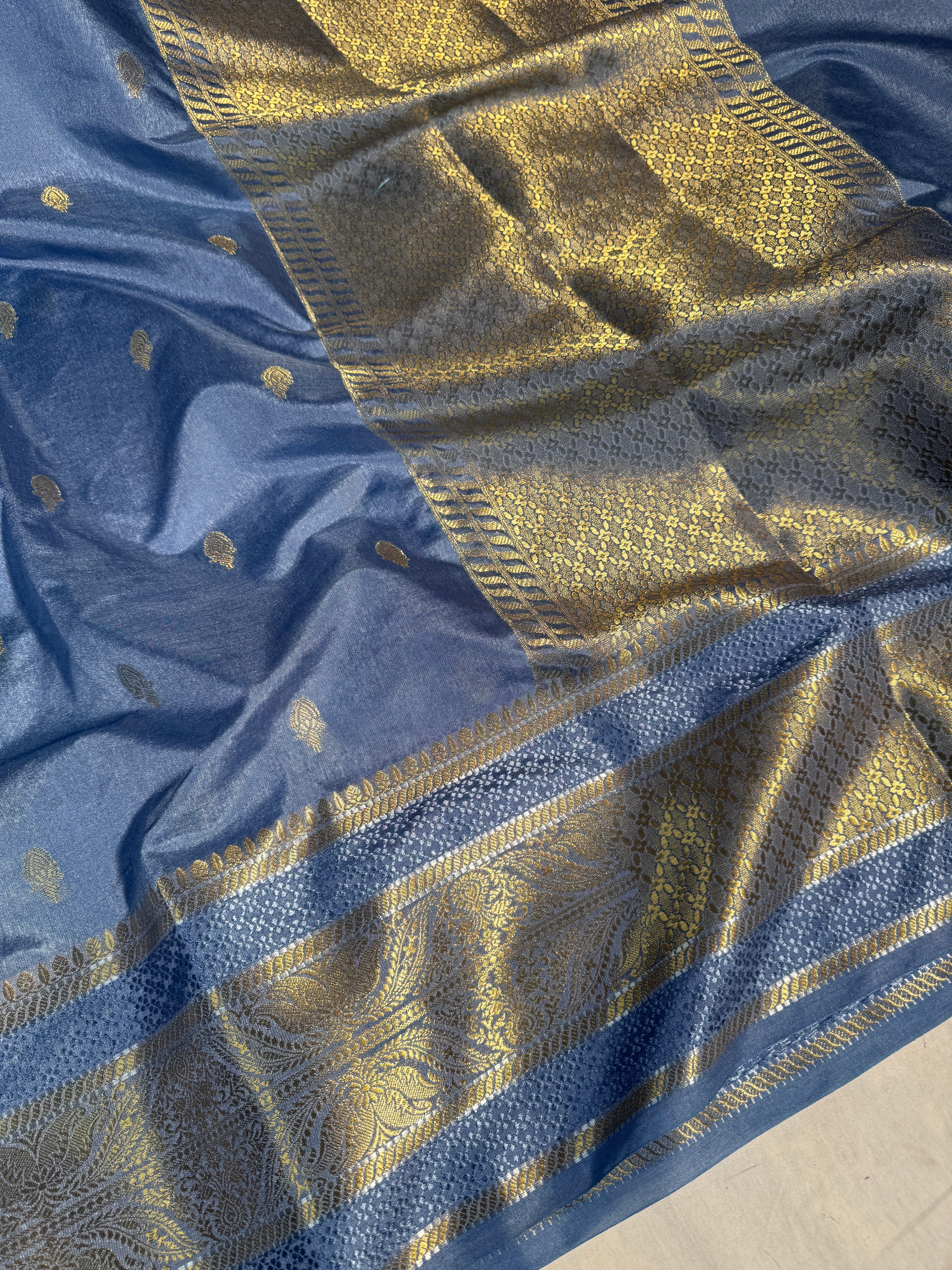 Fushia Grey Premium Chiniya Silk Banarasi Saree
