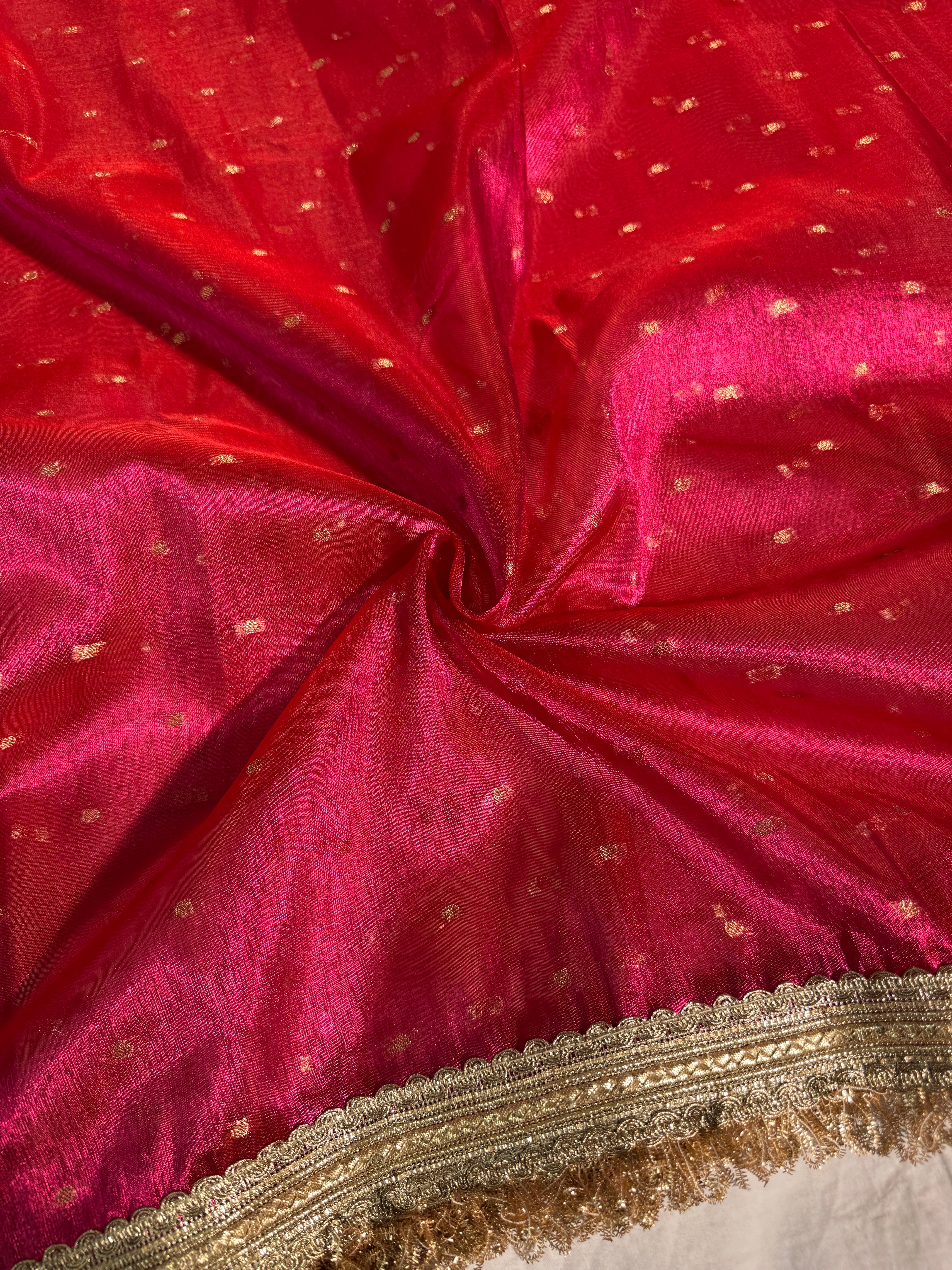 Metallic Deep Pink Premium Tissue Silk Lace Attached Banarasi Saree