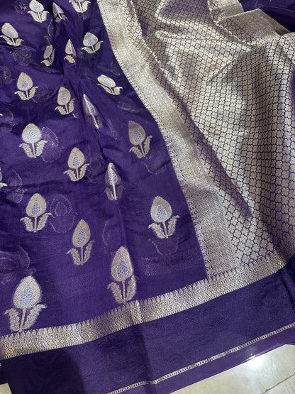 Beautiful Voilet Bridal Warm Silk Banarasi Saree