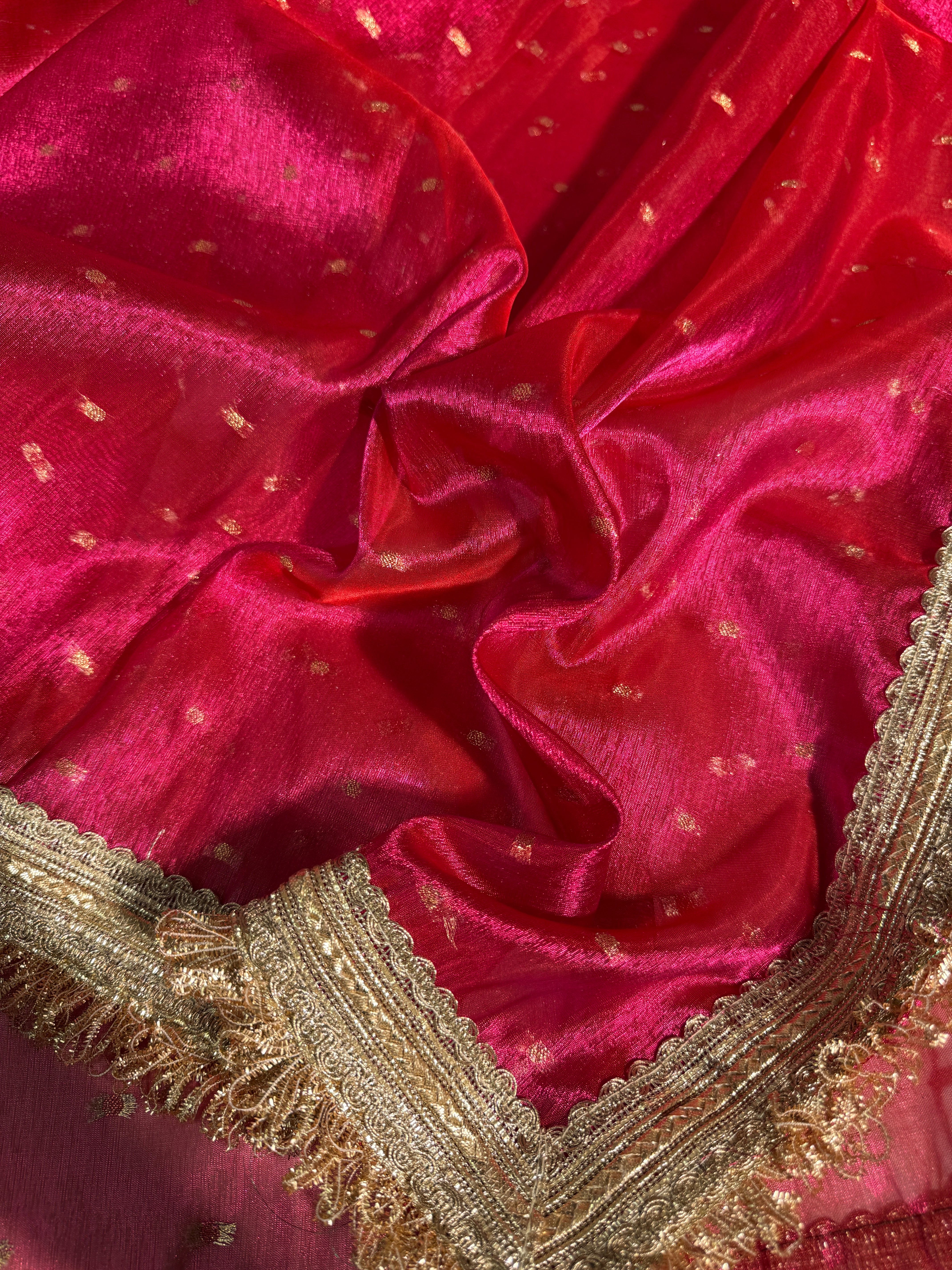 Metallic Deep Pink Premium Tissue Silk Lace Attached Banarasi Saree
